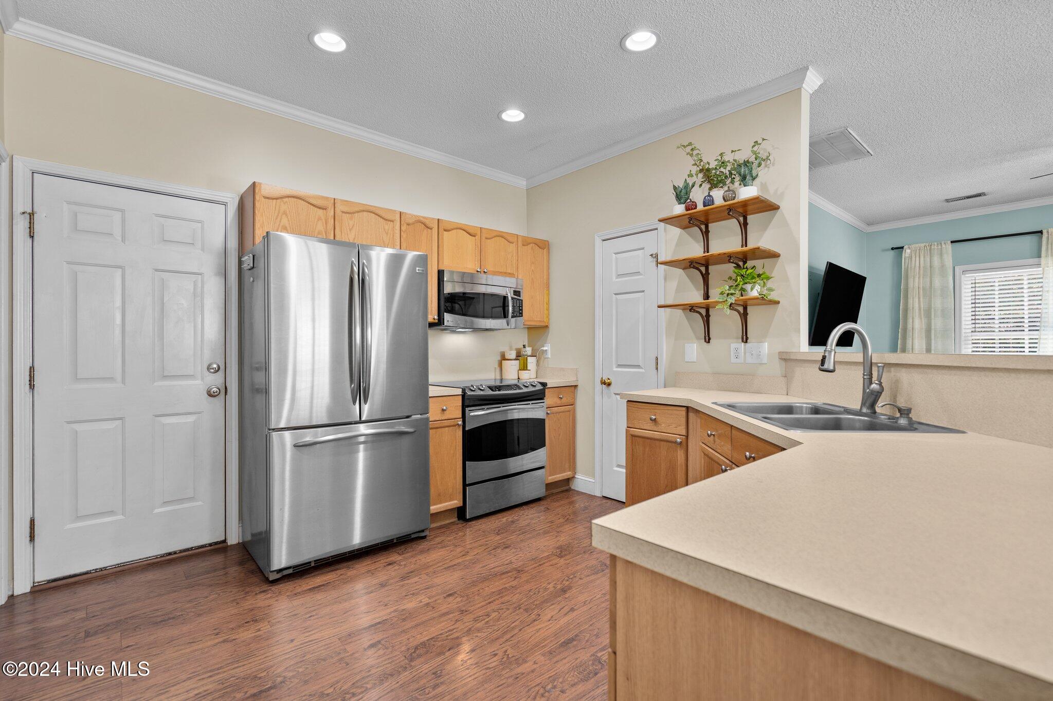 7116 Farrington Farms Drive