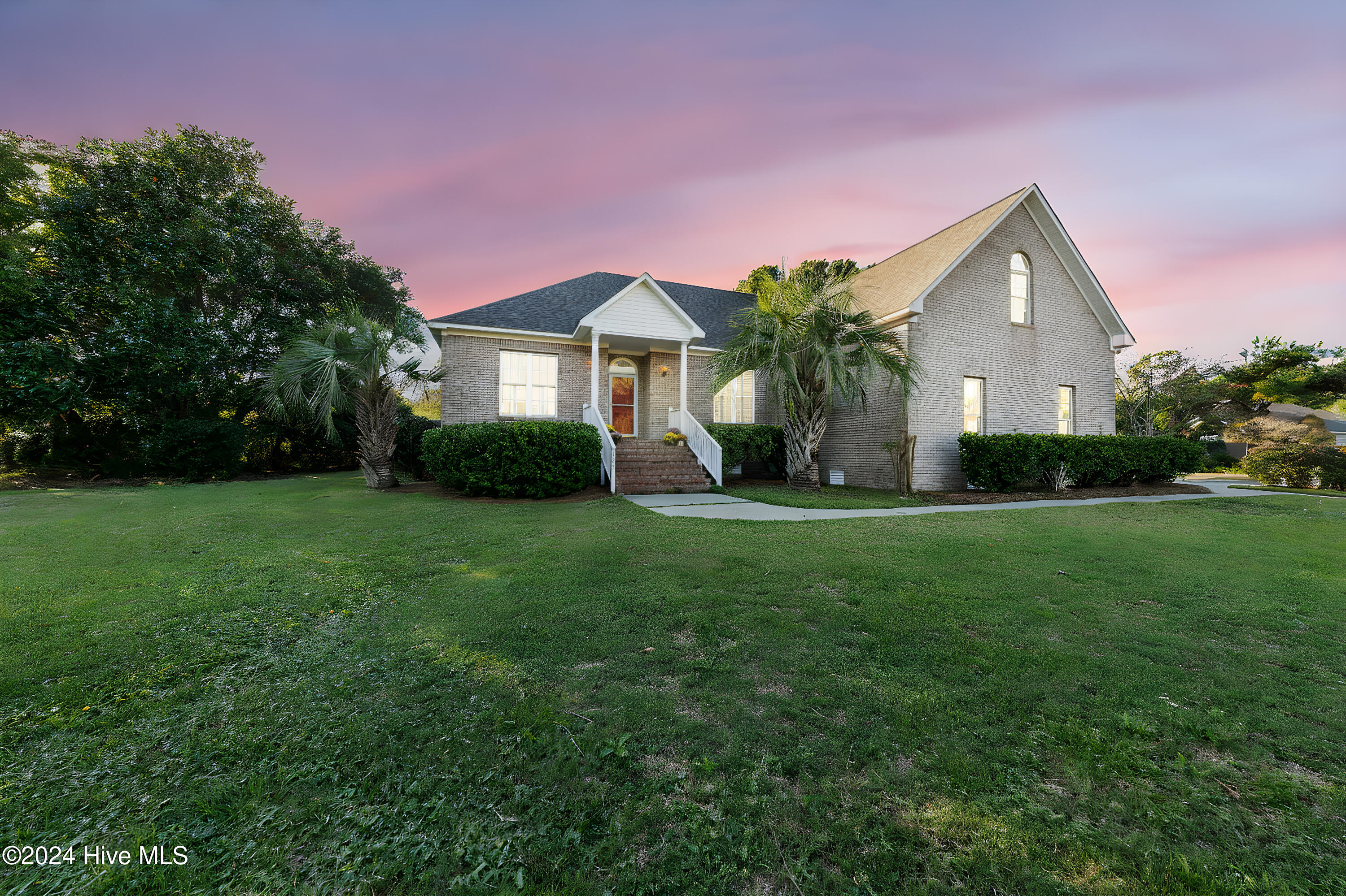 123 Lighthouse Drive