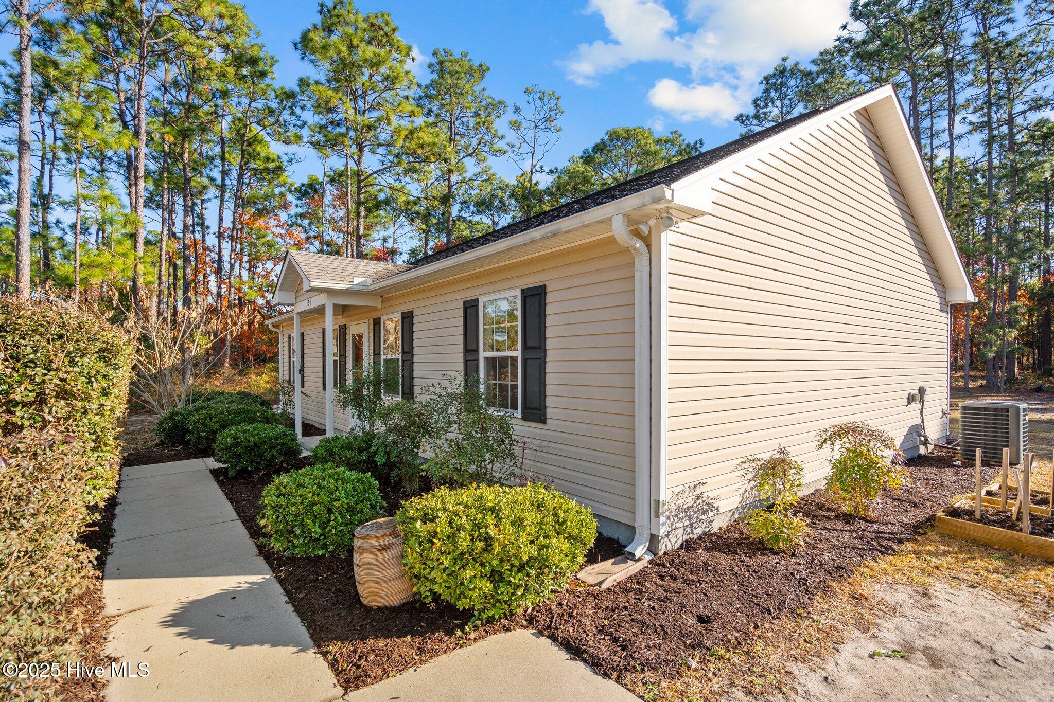 196 Oakdale Drive