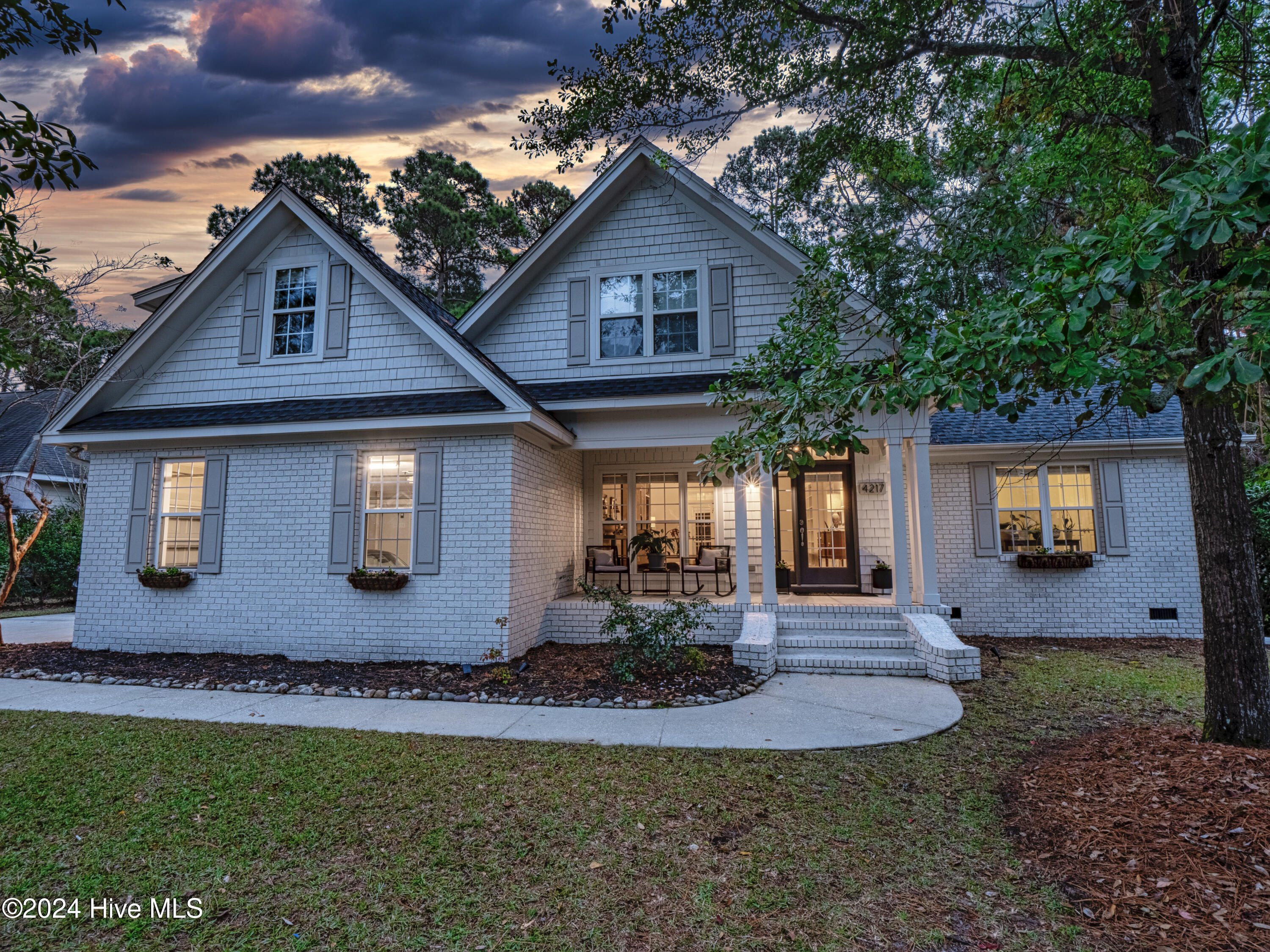 4217 Cravens Point Road