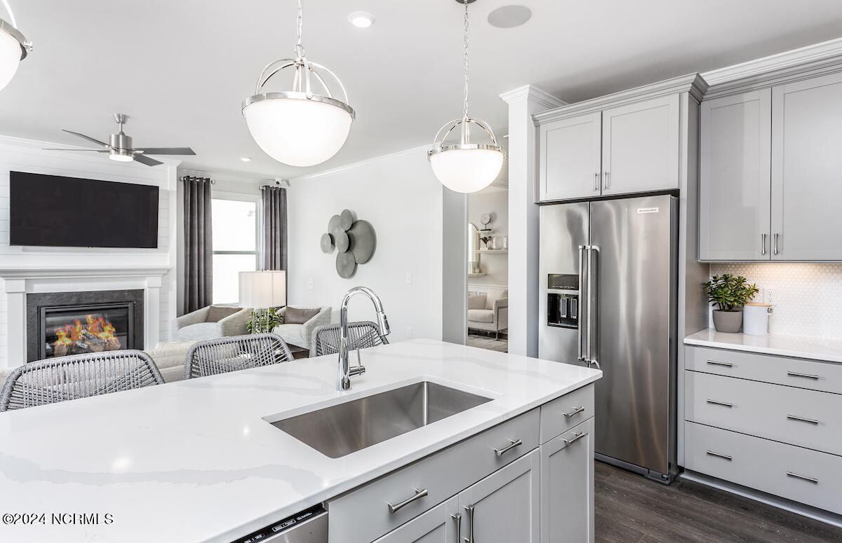 5537 Coral Tide Avenue 1247