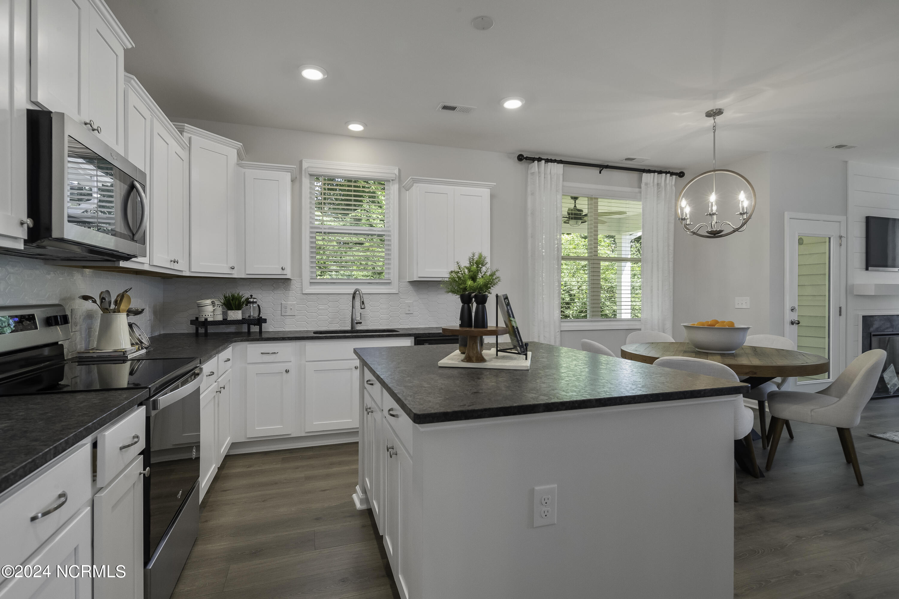 1096 Ben Thomas Dr Ne, #12