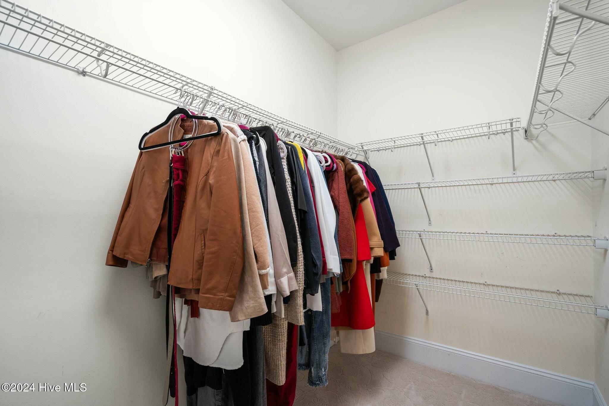 1028 West Cove Loop