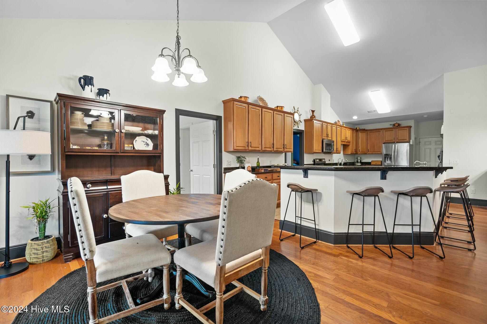 1028 West Cove Loop