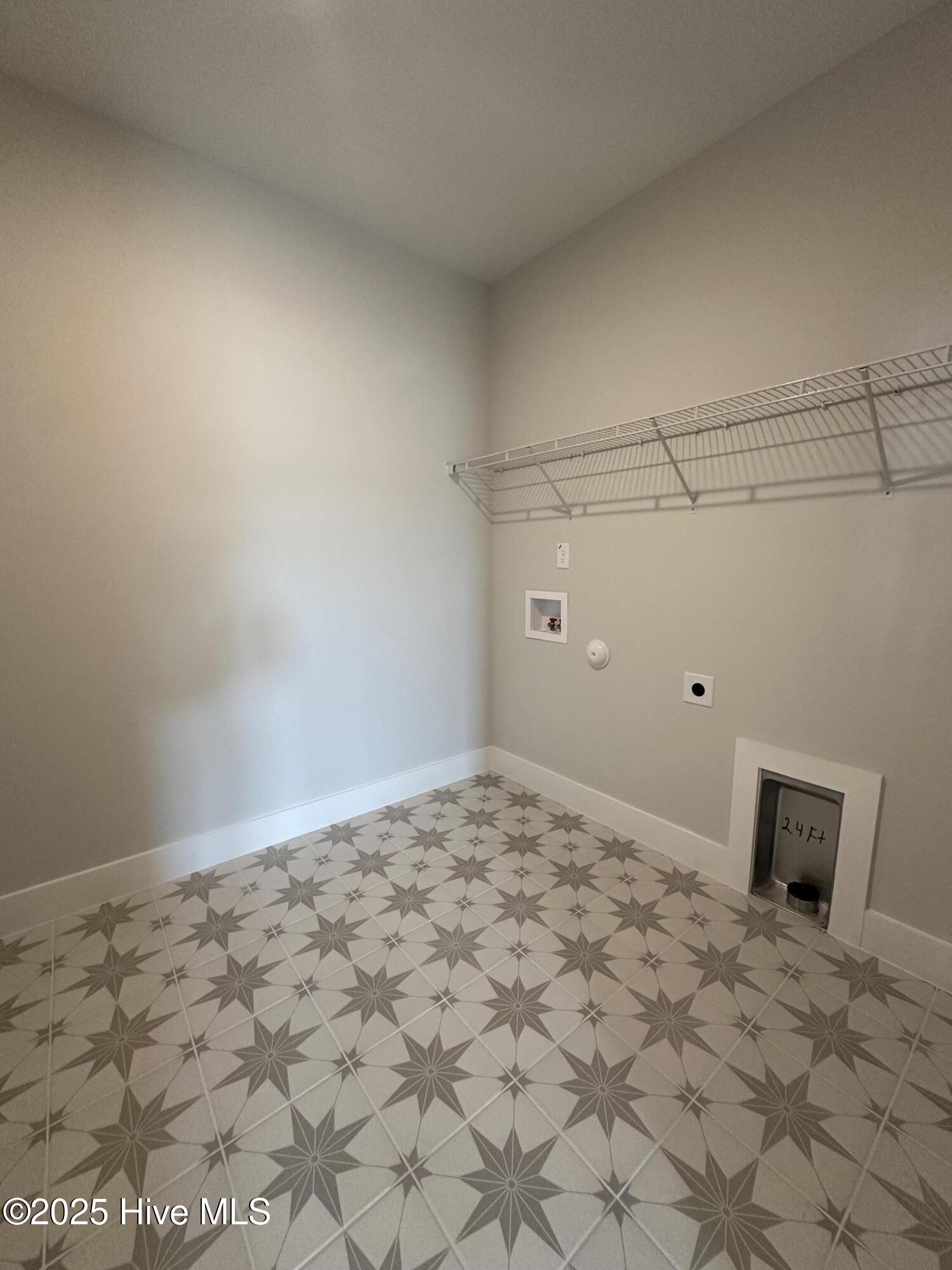 4002 Watersail Drive 114