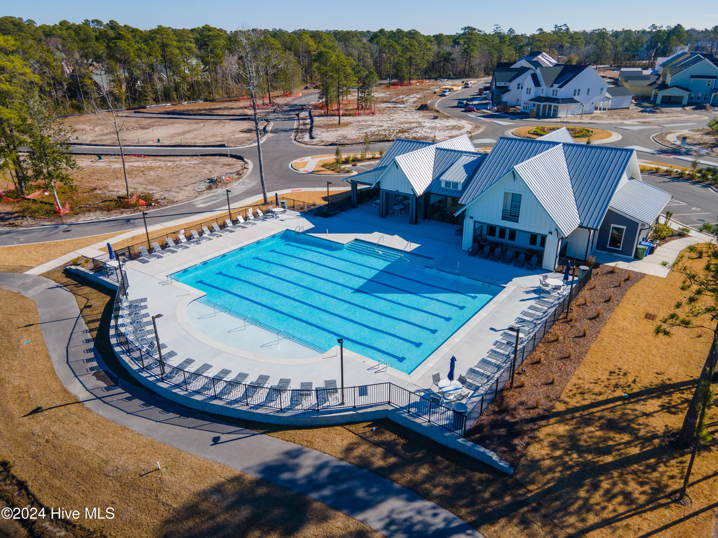 4002 Watersail Drive 114