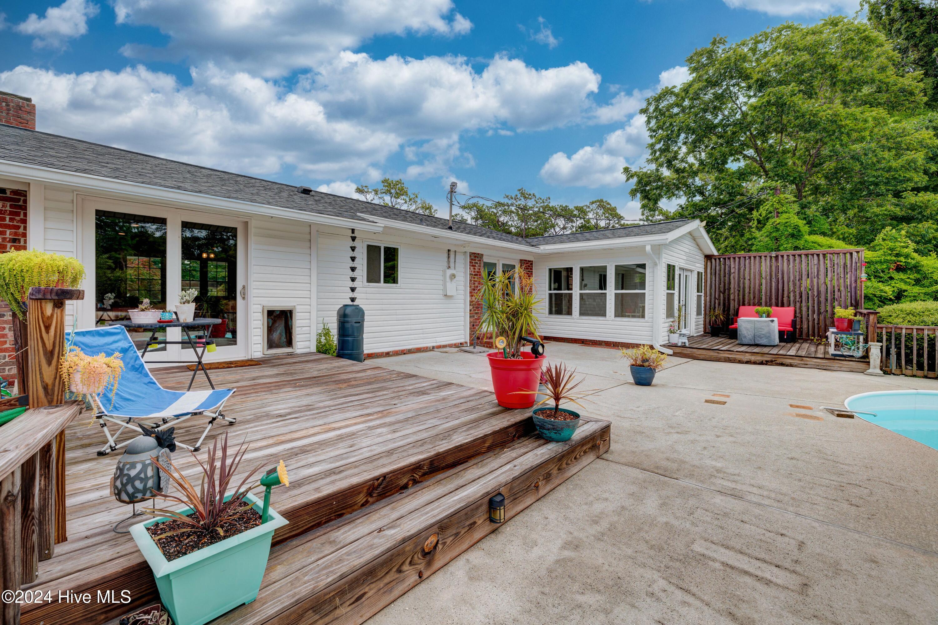 5126 Clear Run Drive