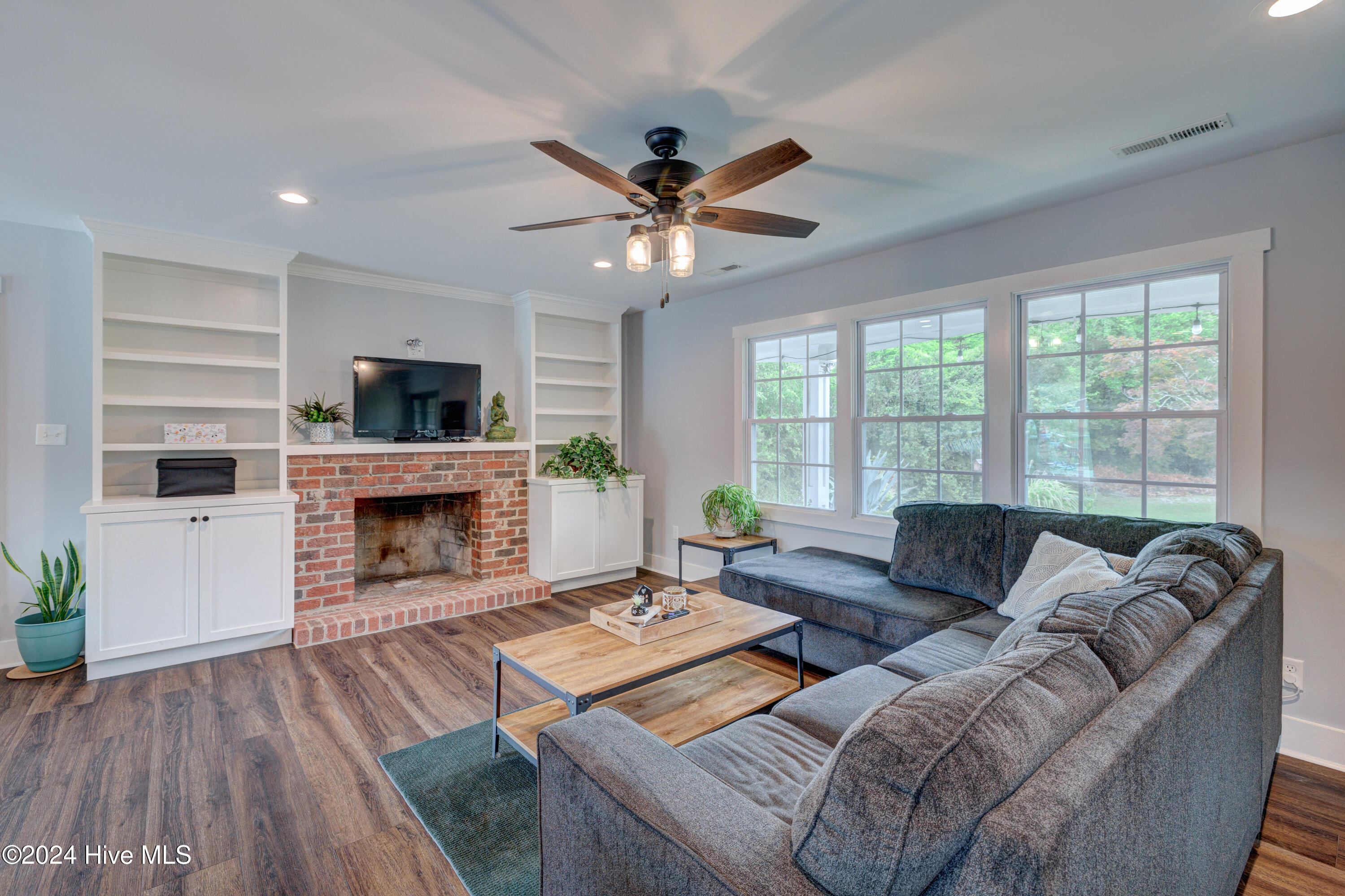 5126 Clear Run Drive