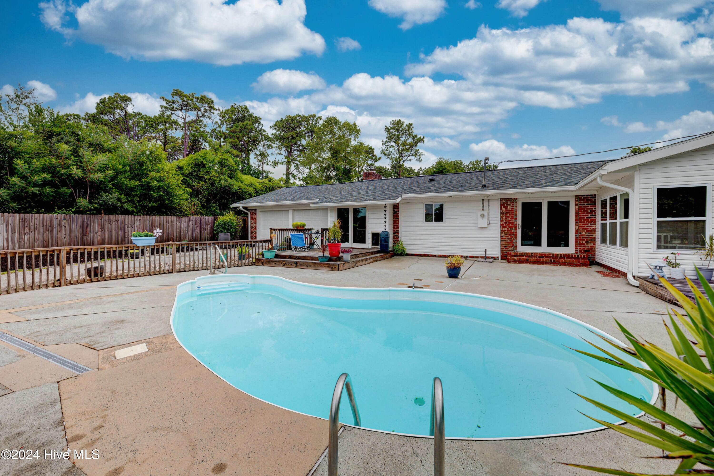 5126 Clear Run Drive