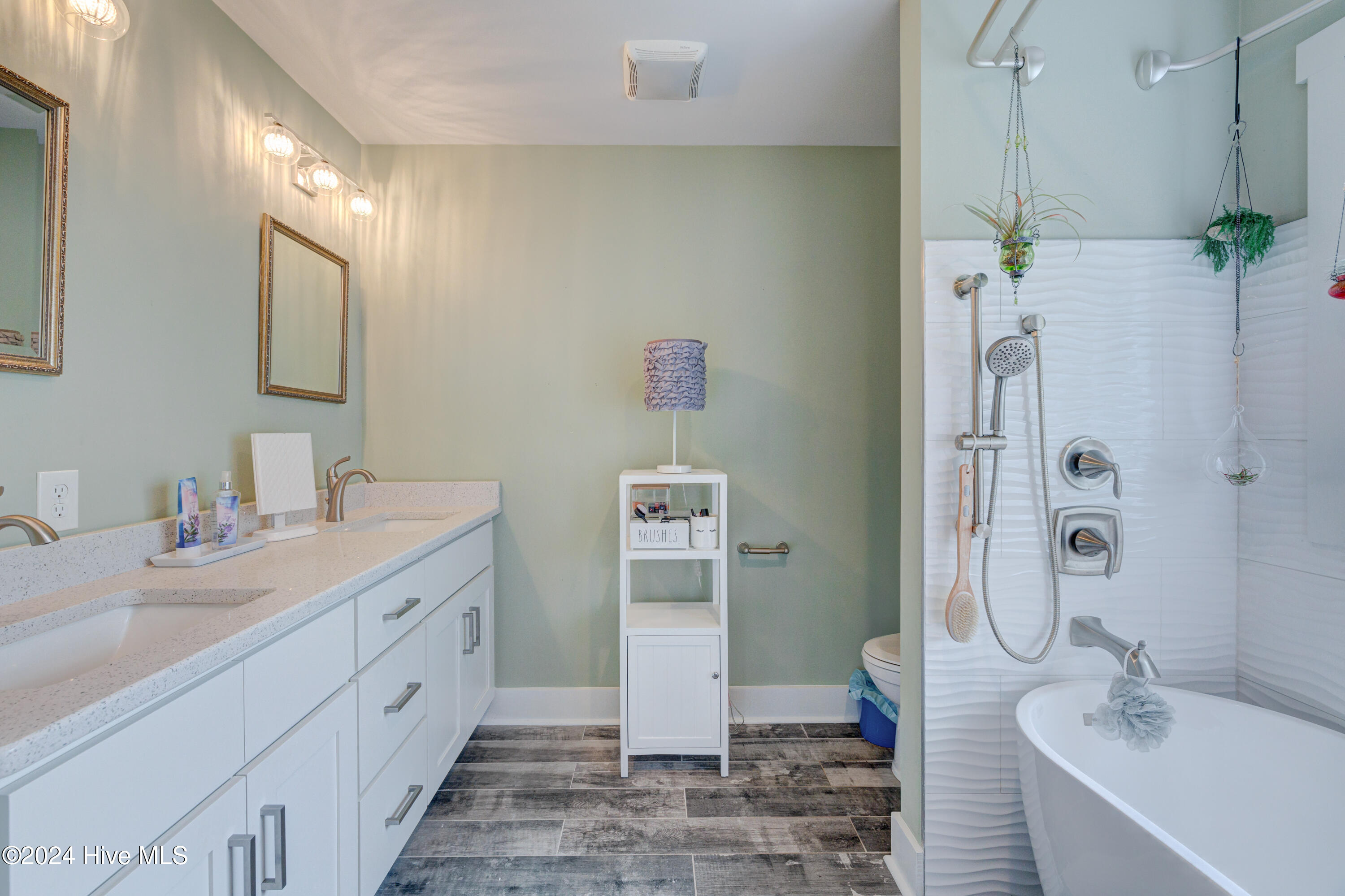 5126 Clear Run Drive