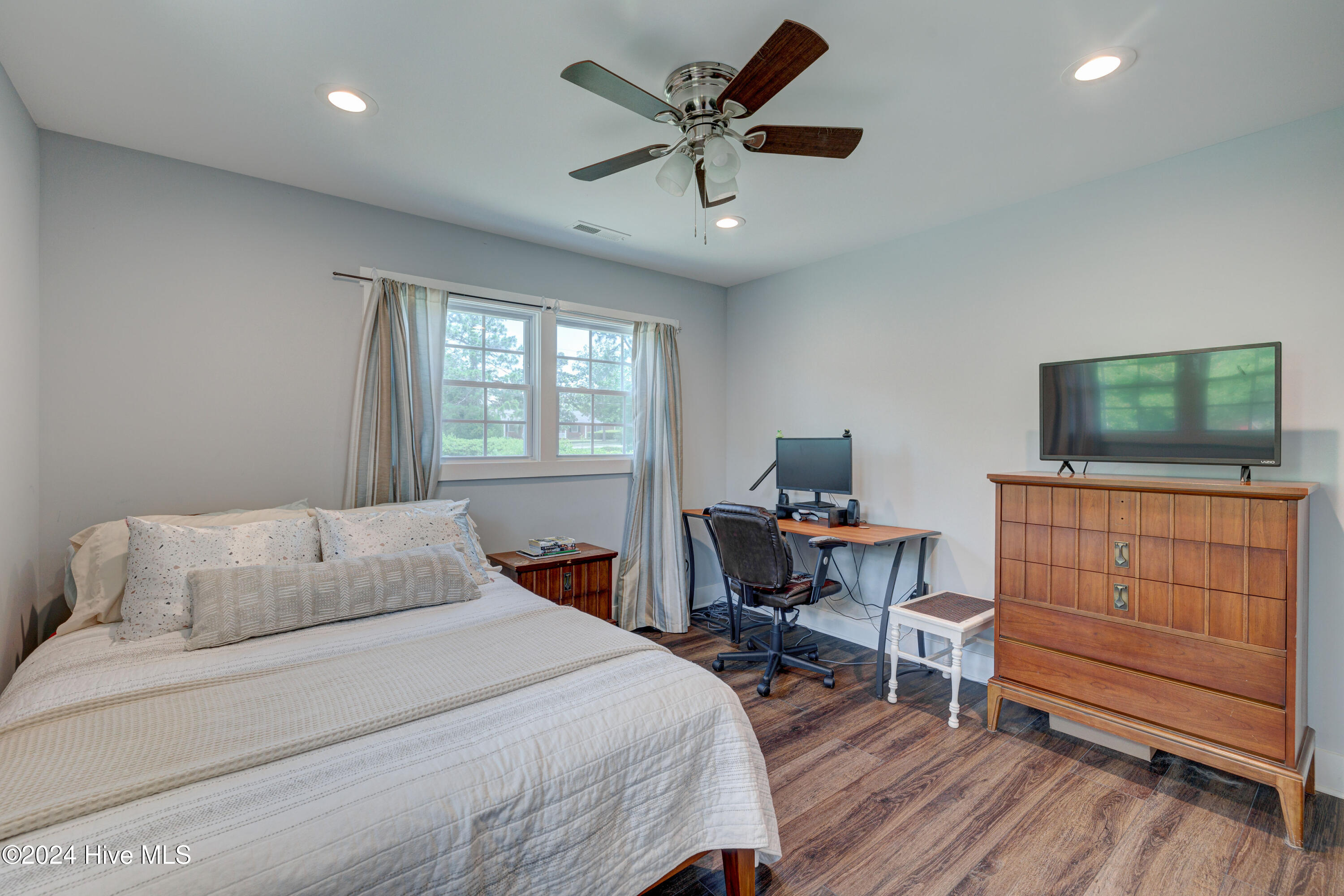 5126 Clear Run Drive