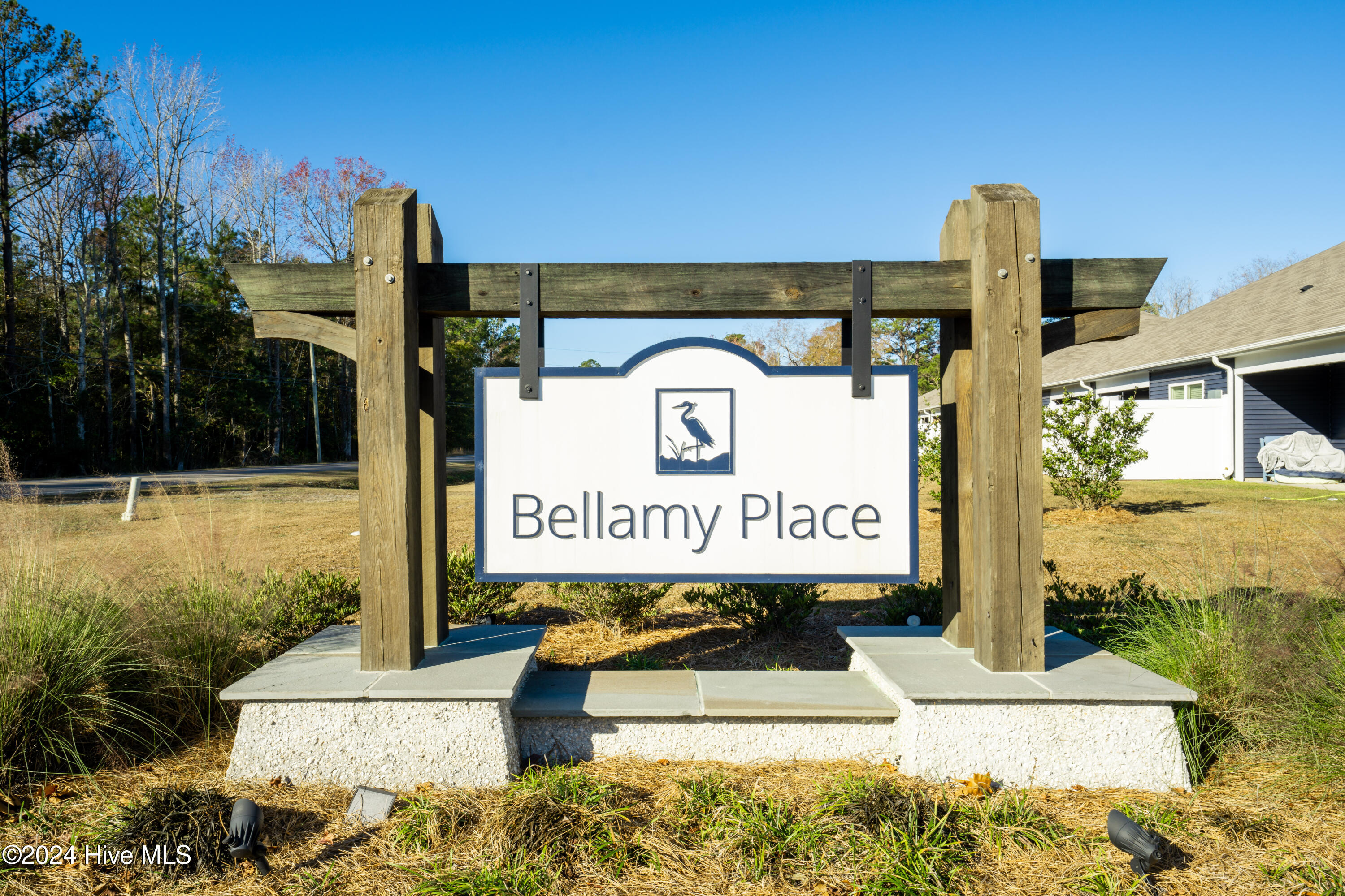 2125 Southern Bayberry Lane