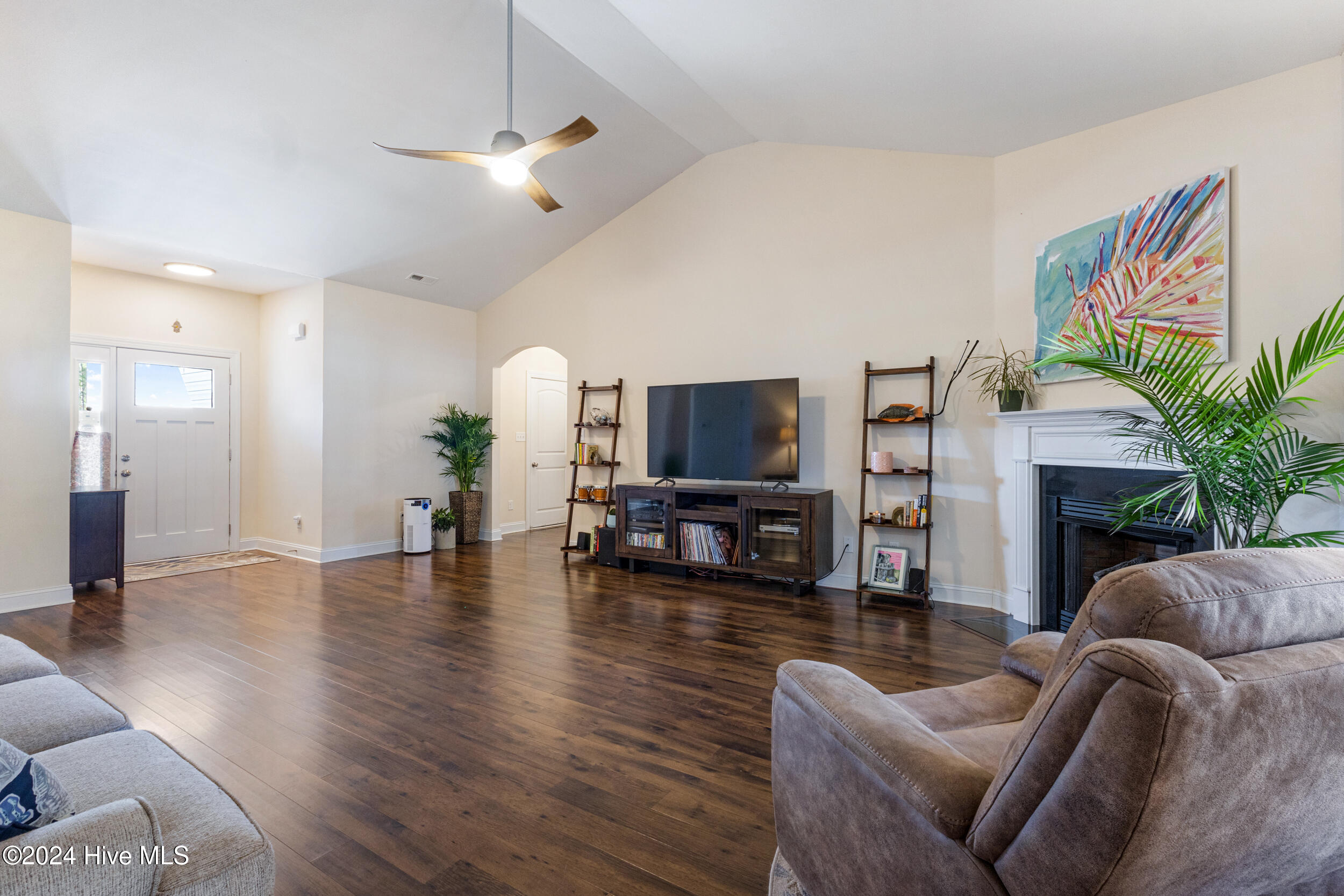 238 Mississippi Drive