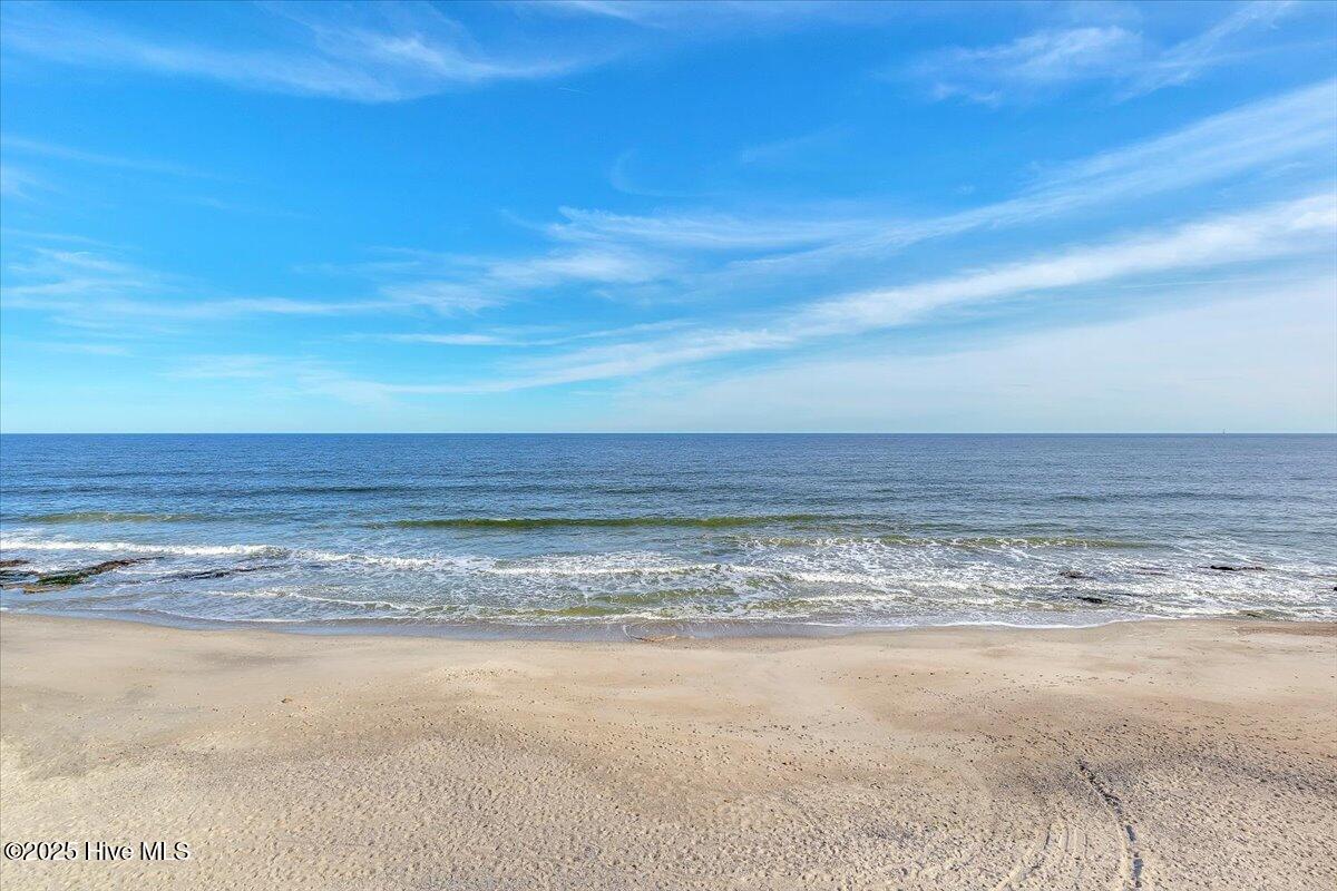 2005 Surfrider Court
