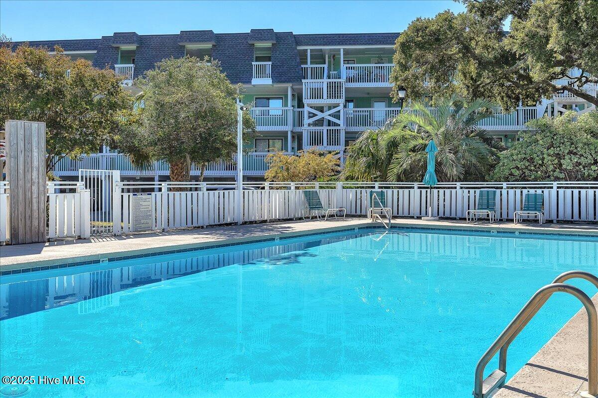 2005 Surfrider Court