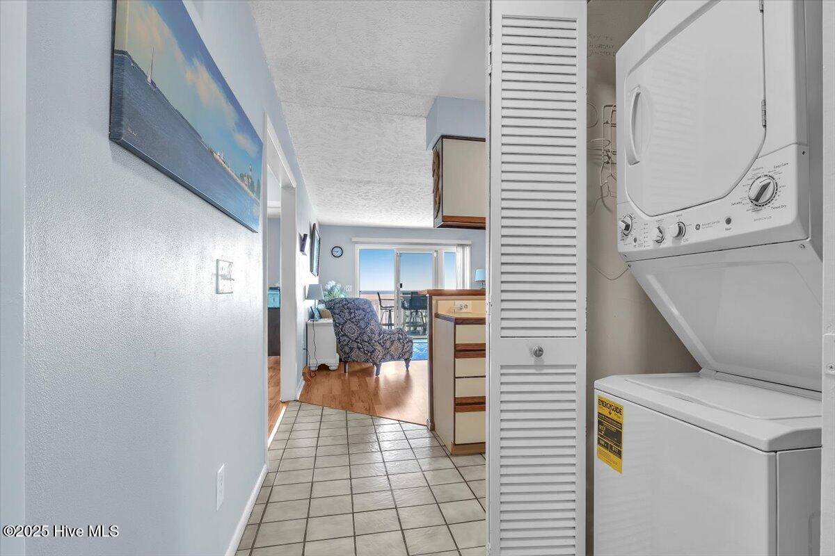 2005 Surfrider Court