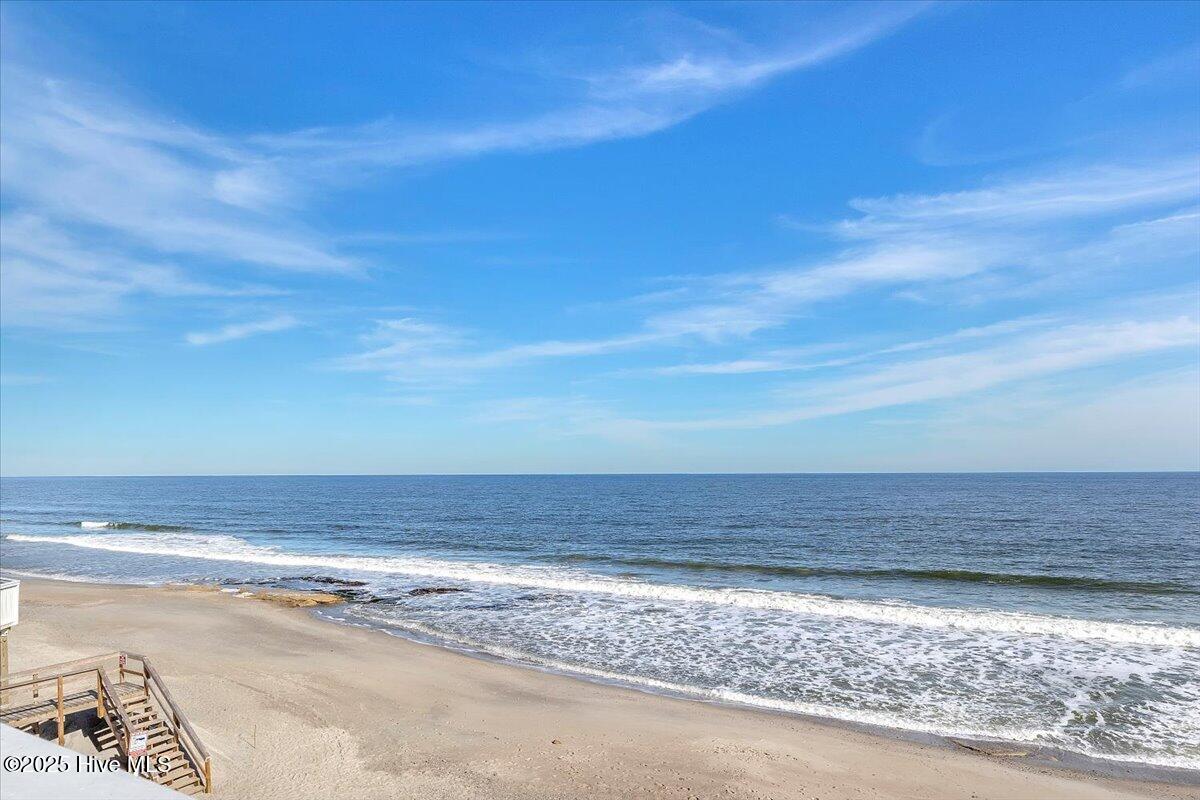 2005 Surfrider Court