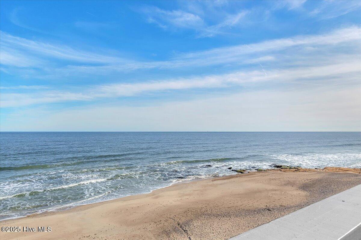 2005 Surfrider Court