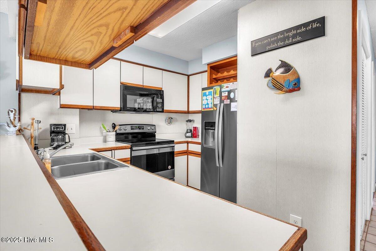 2005 Surfrider Court