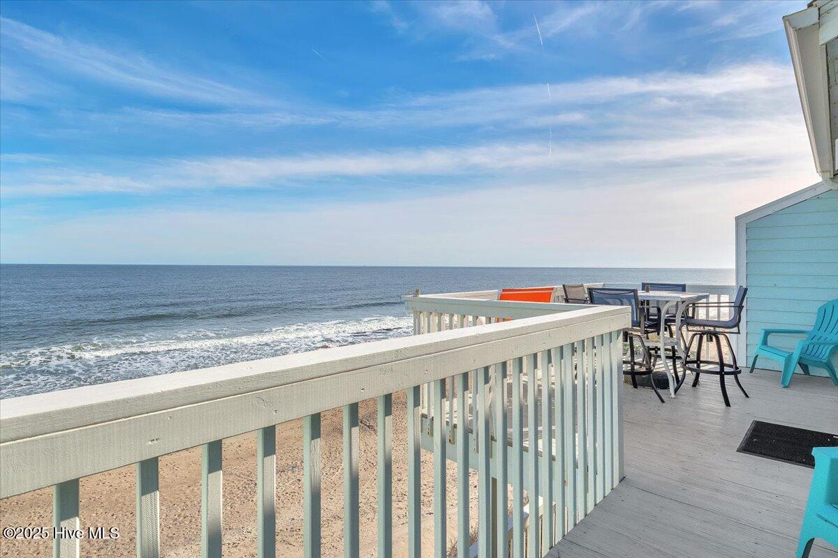 2005 Surfrider Court