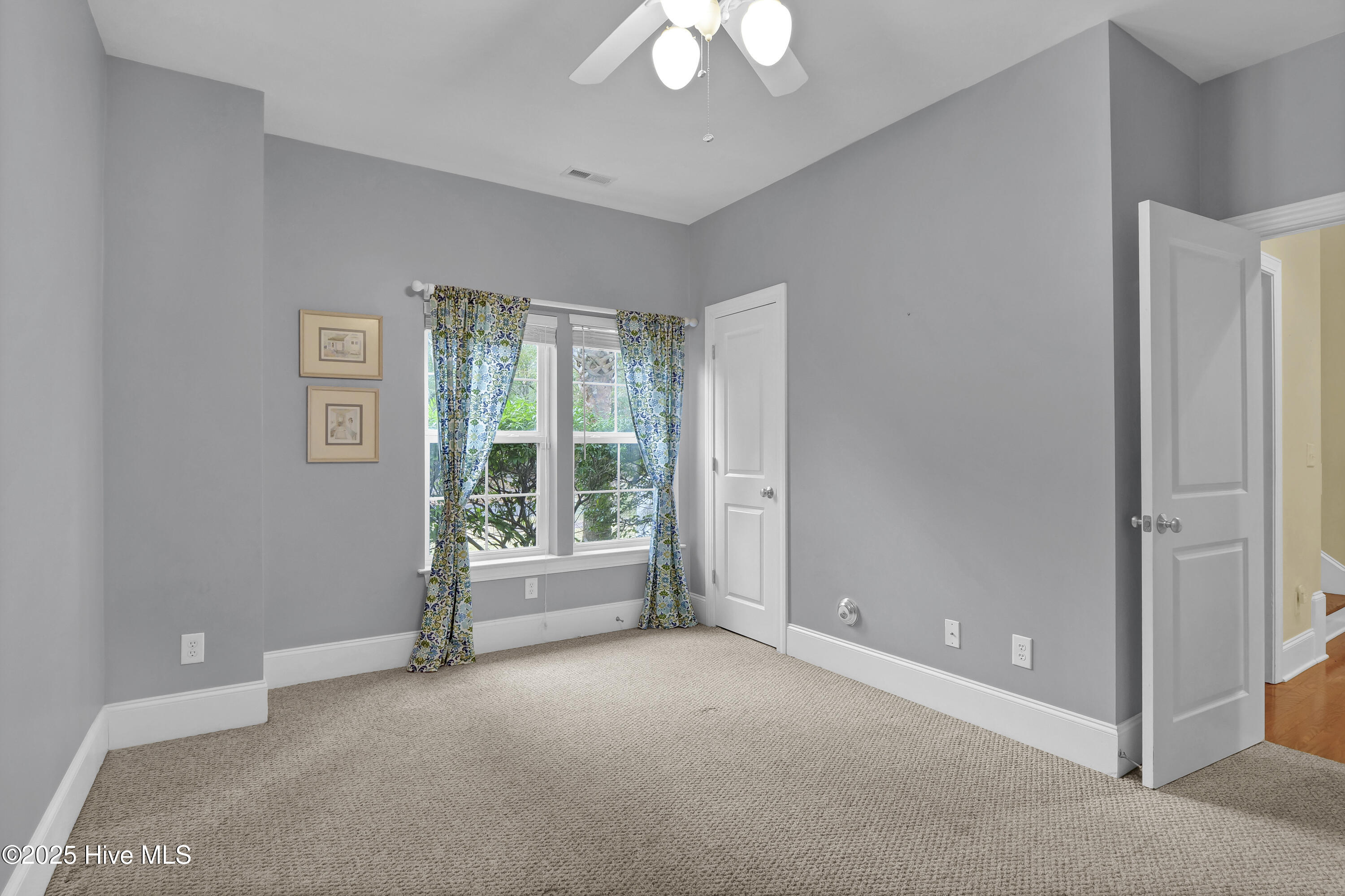 1014 Bennet Lane