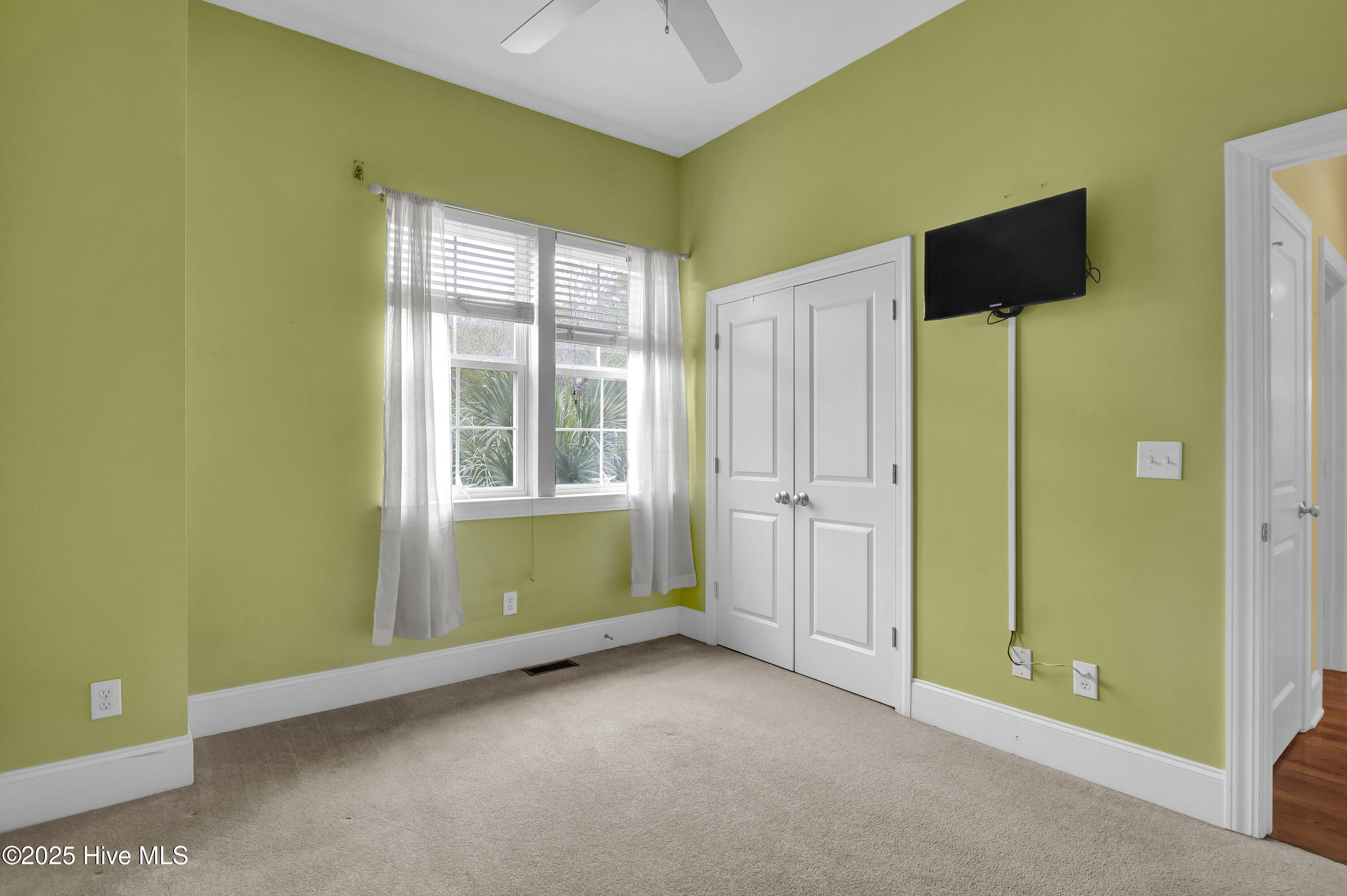 1014 Bennet Lane
