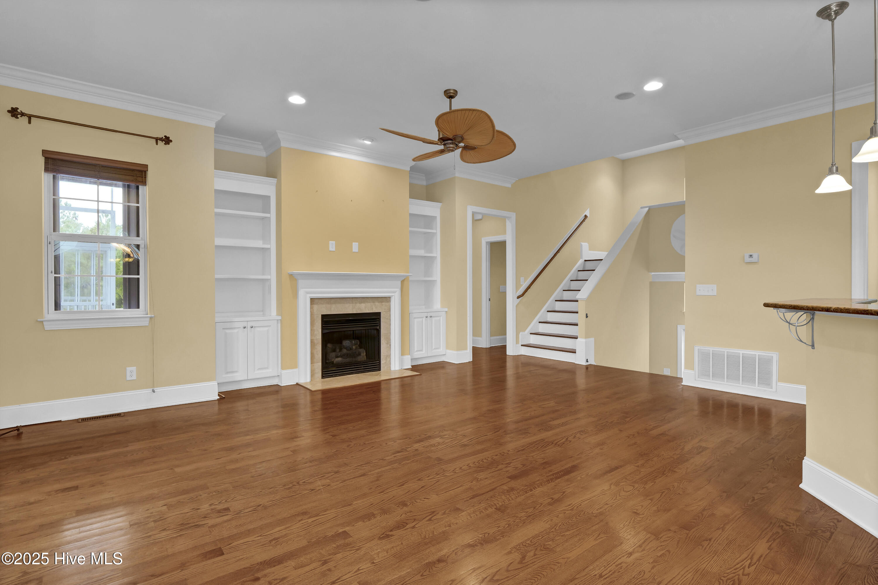 1014 Bennet Lane