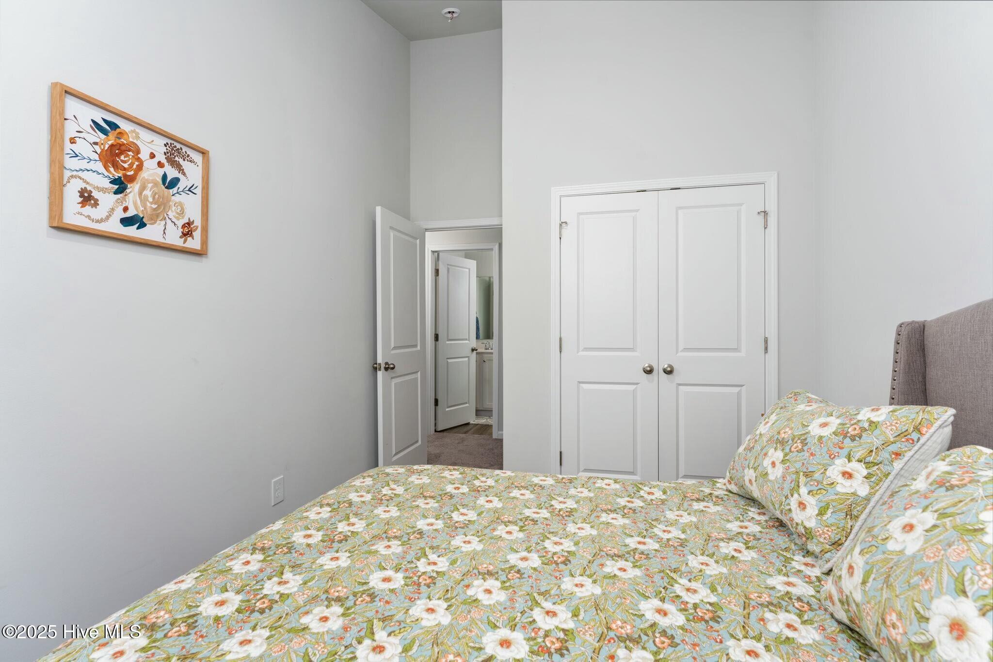 6721 White Shark Way