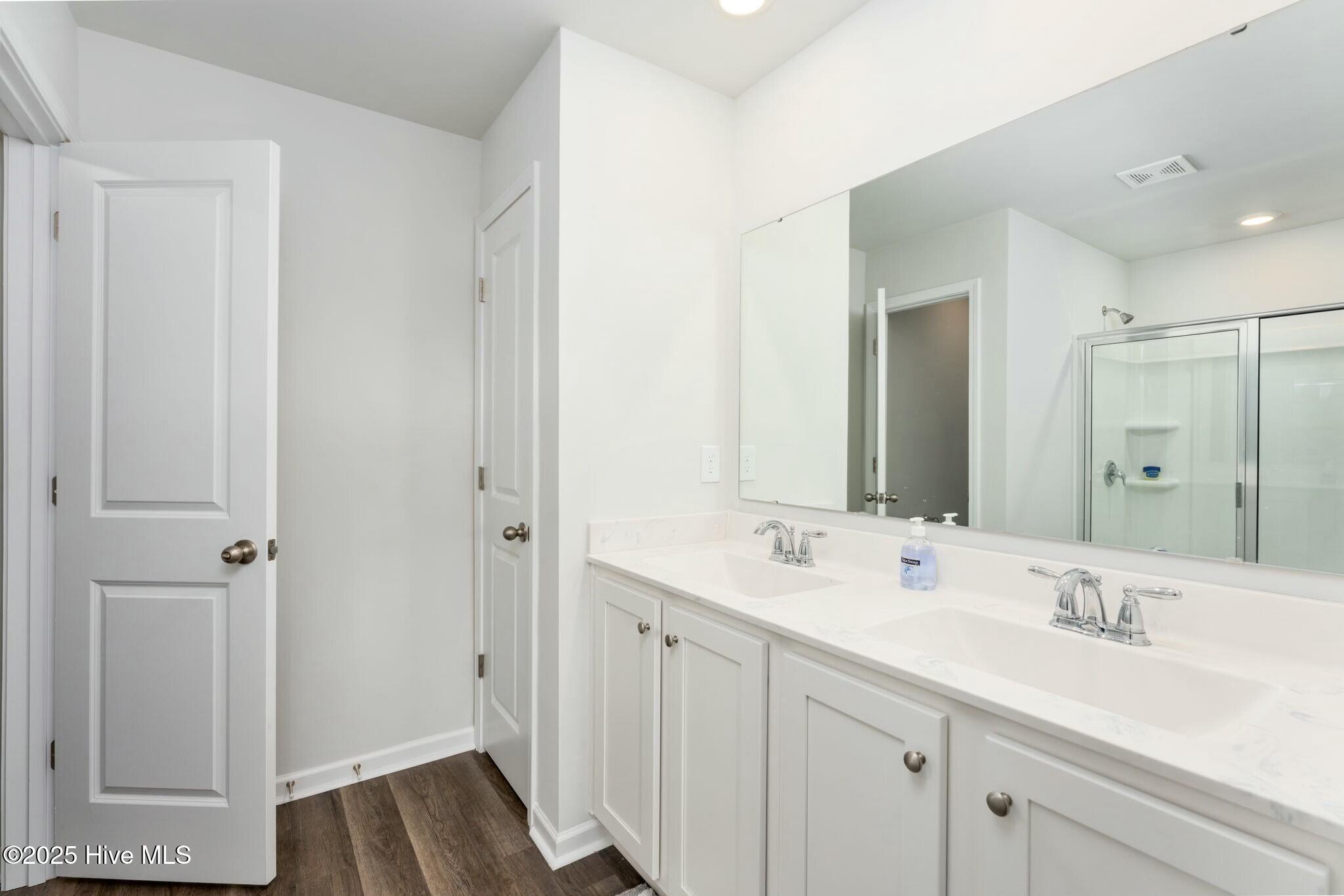 6721 White Shark Way