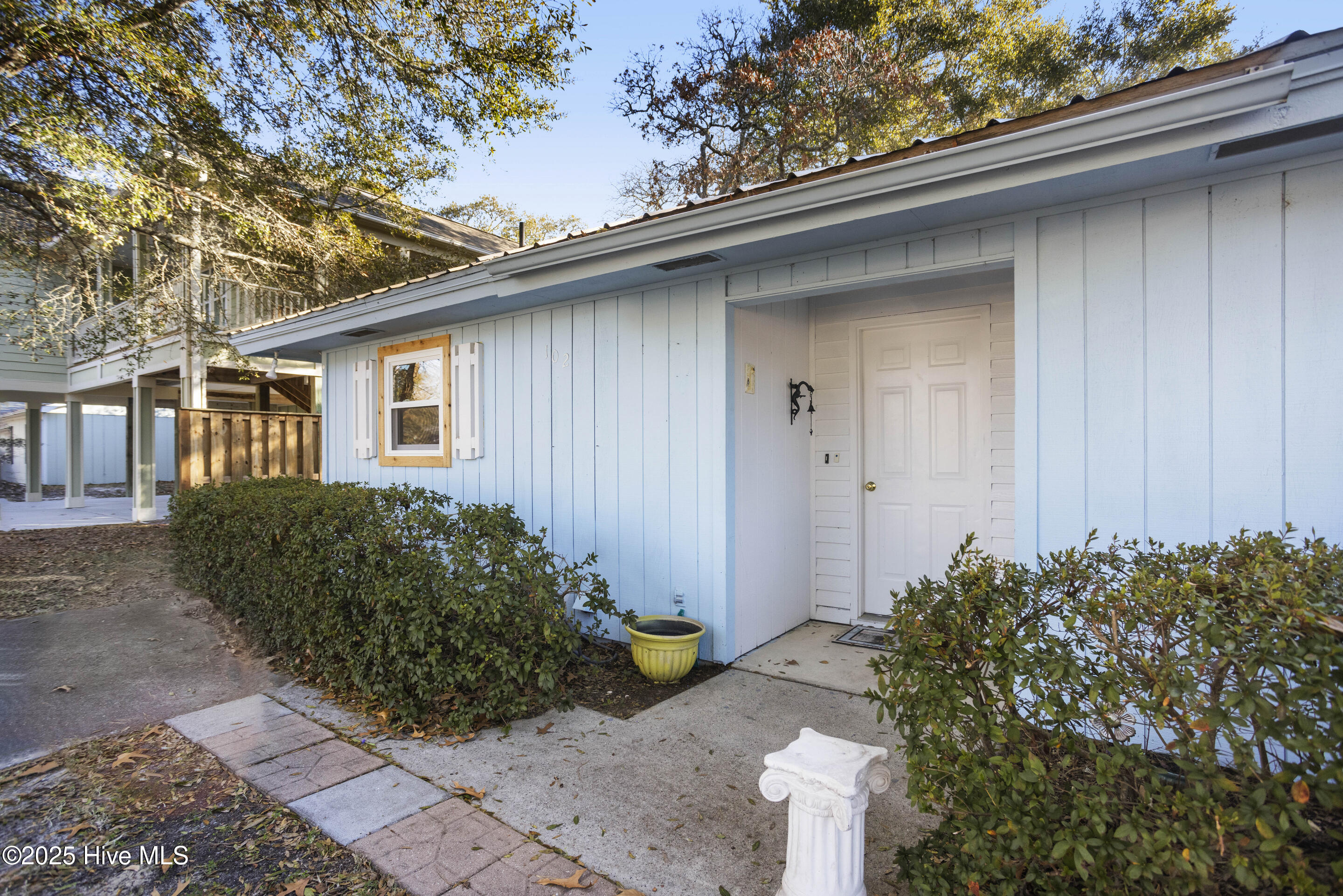 102 NE 26th Street