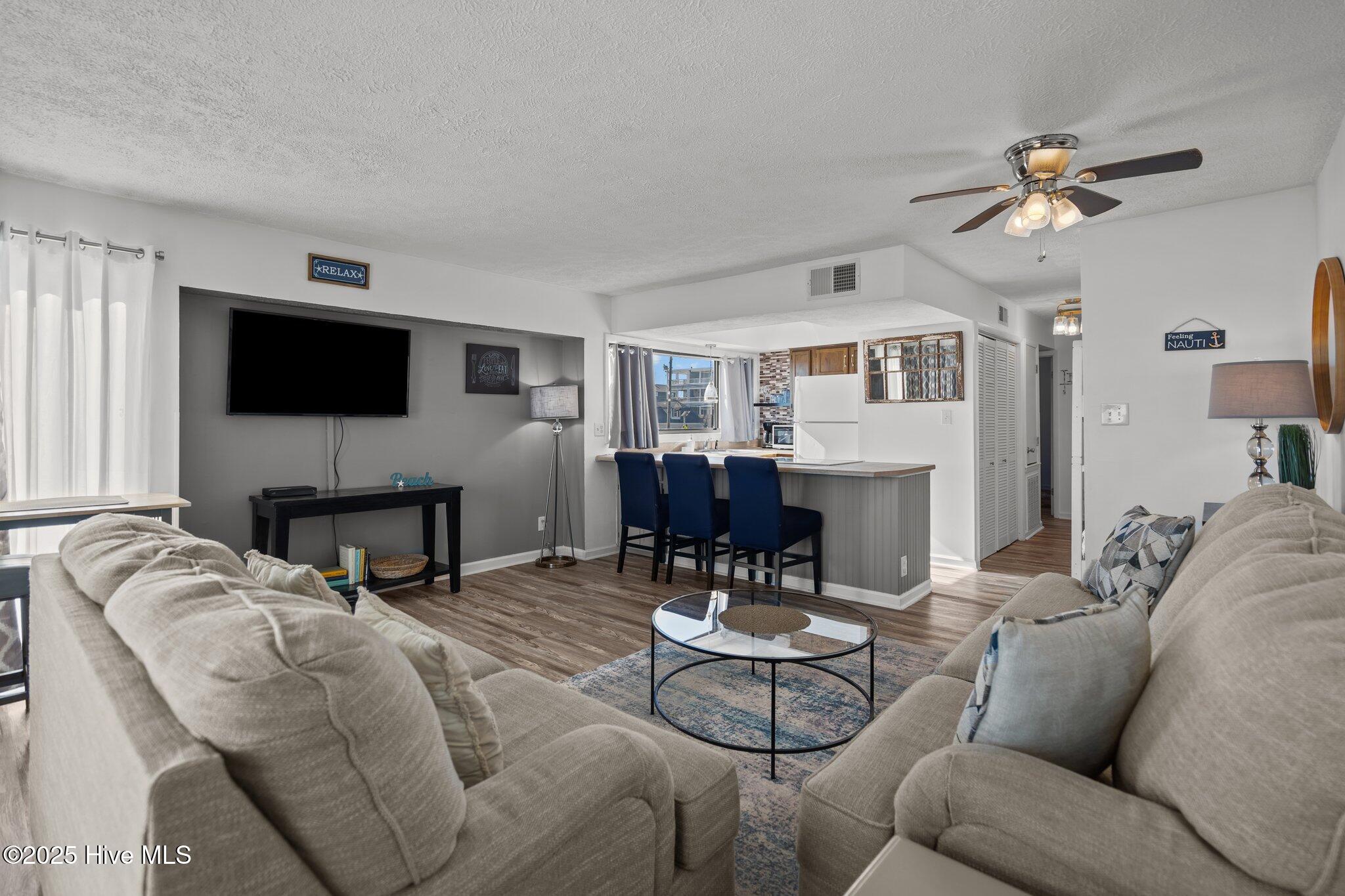 1311 S Lake Park Boulevard, 14b