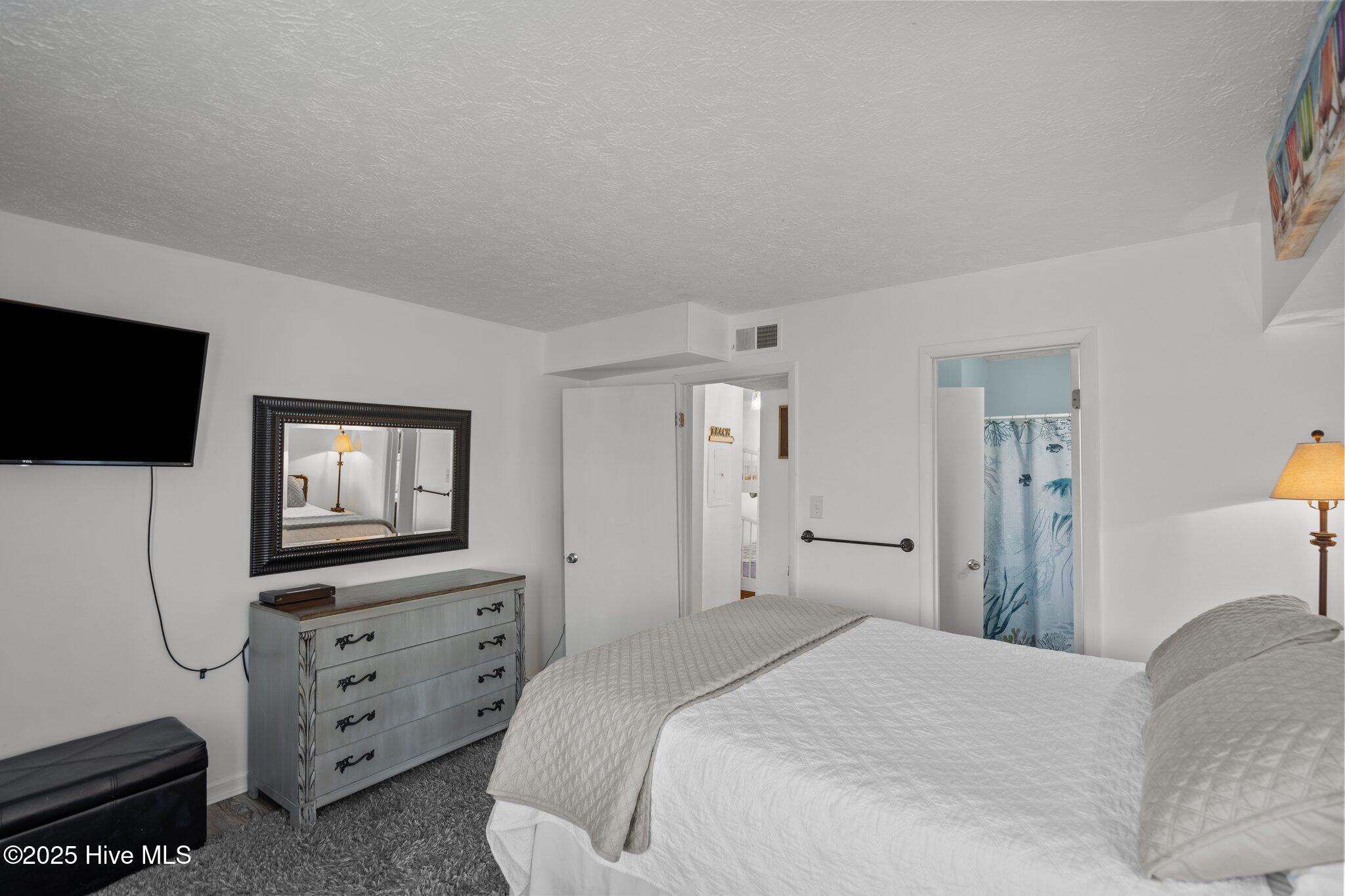 1311 S Lake Park Boulevard, 14b