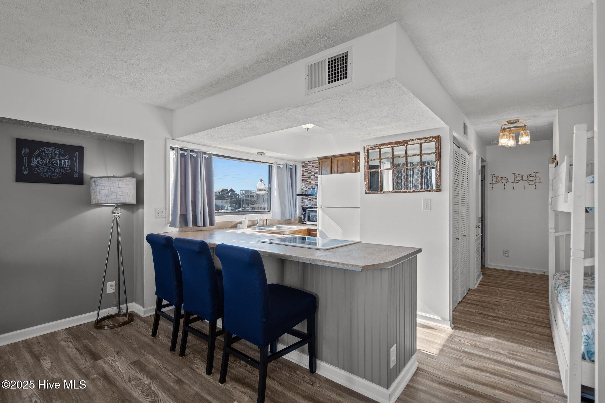 1311 S Lake Park Boulevard, 14b