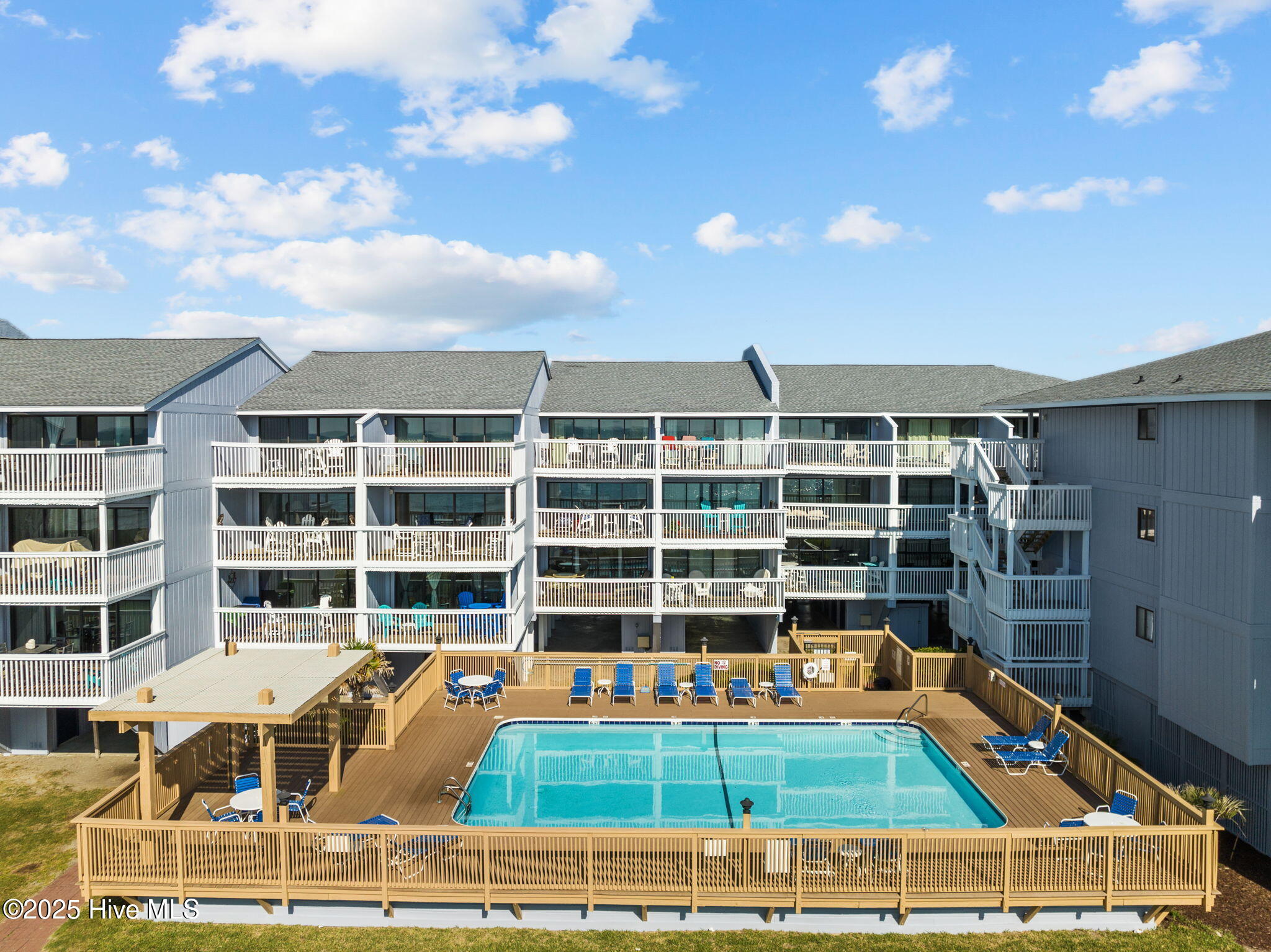 1311 S Lake Park Boulevard, 14b