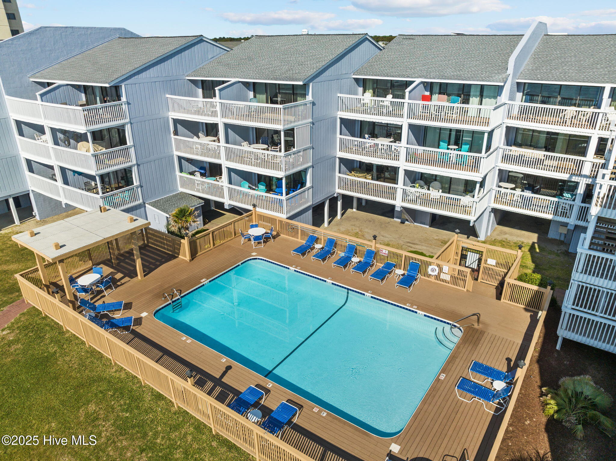 1311 S Lake Park Boulevard, 14b