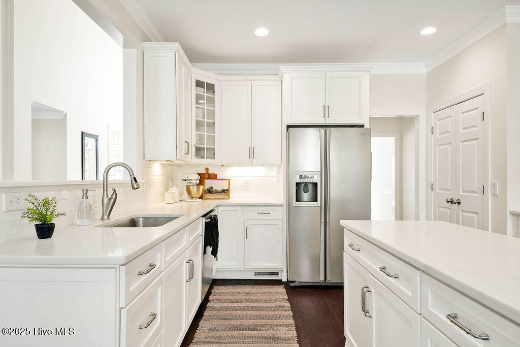 5019 Nicholas Creek Circle