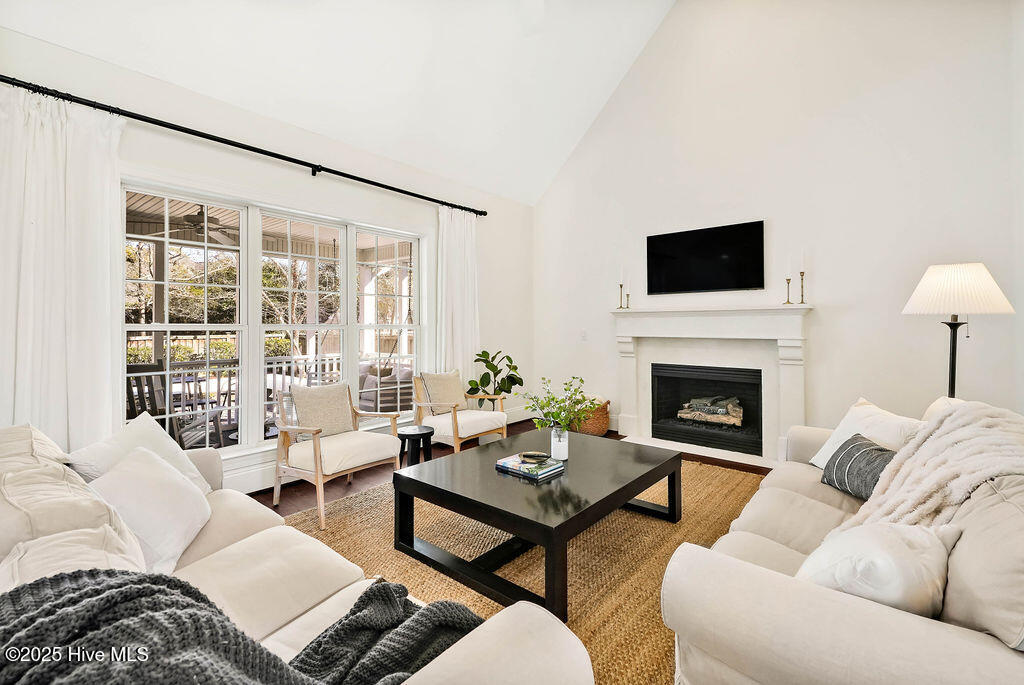 5019 Nicholas Creek Circle