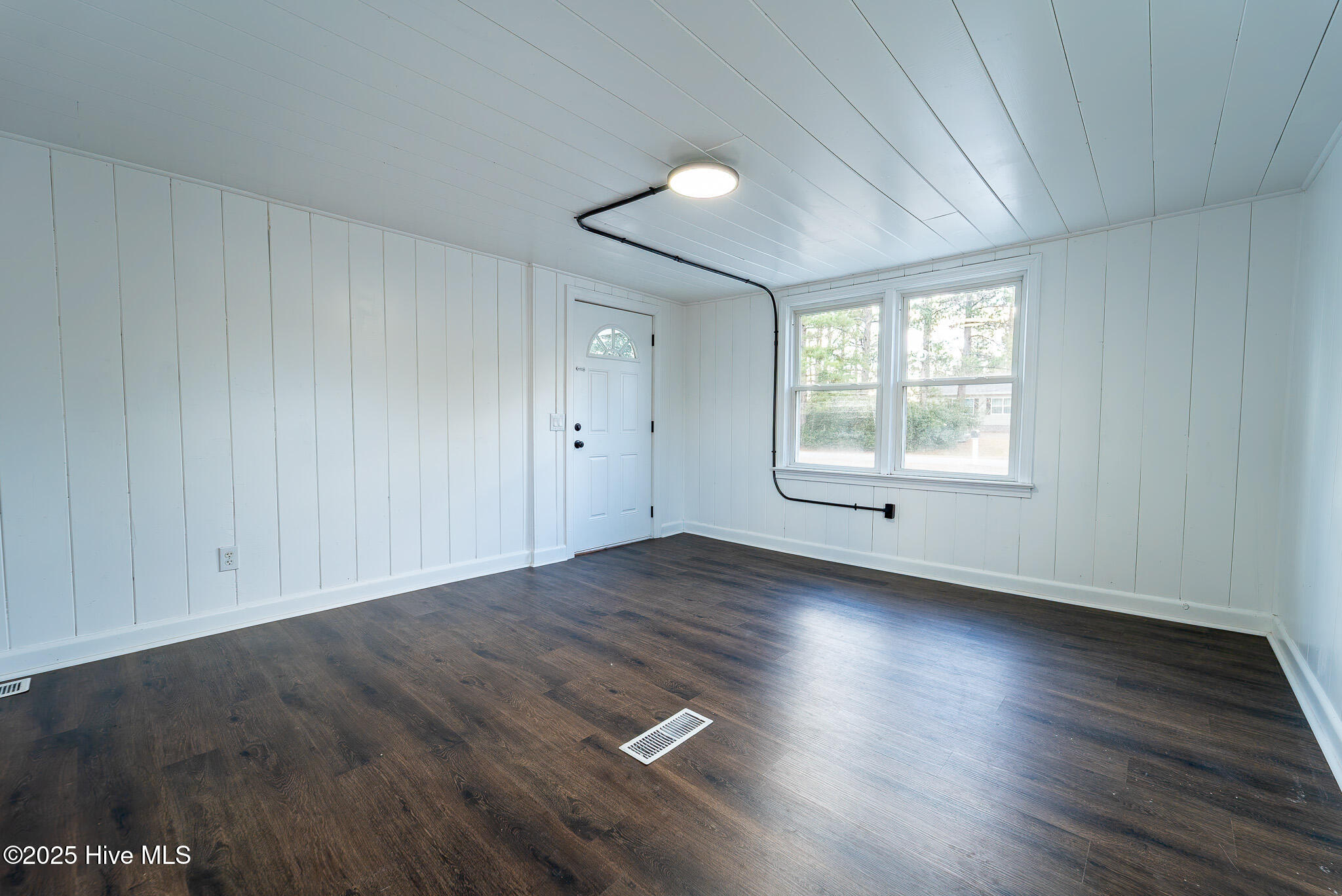206 Sanders Street