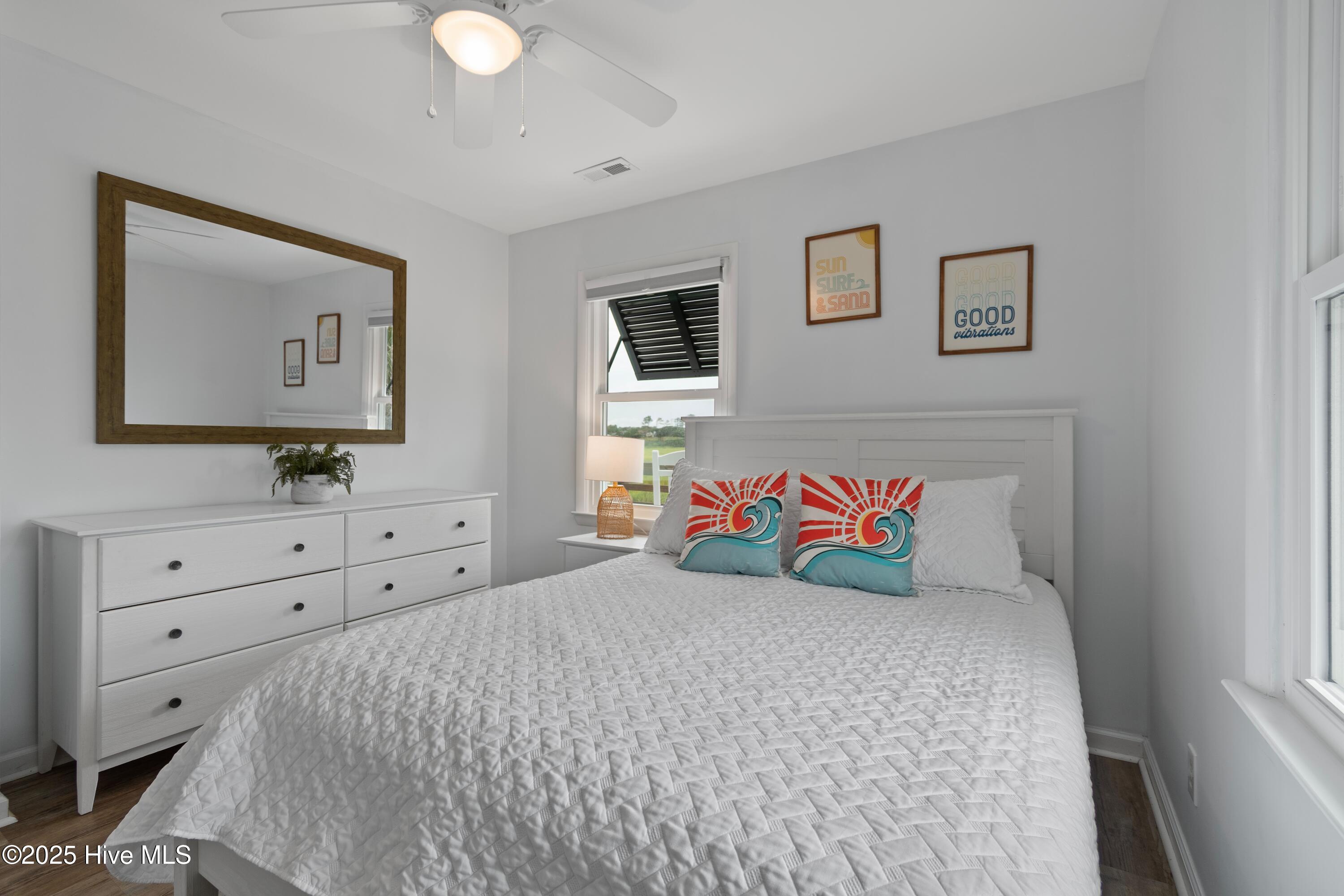 1012 W Pelican Drive