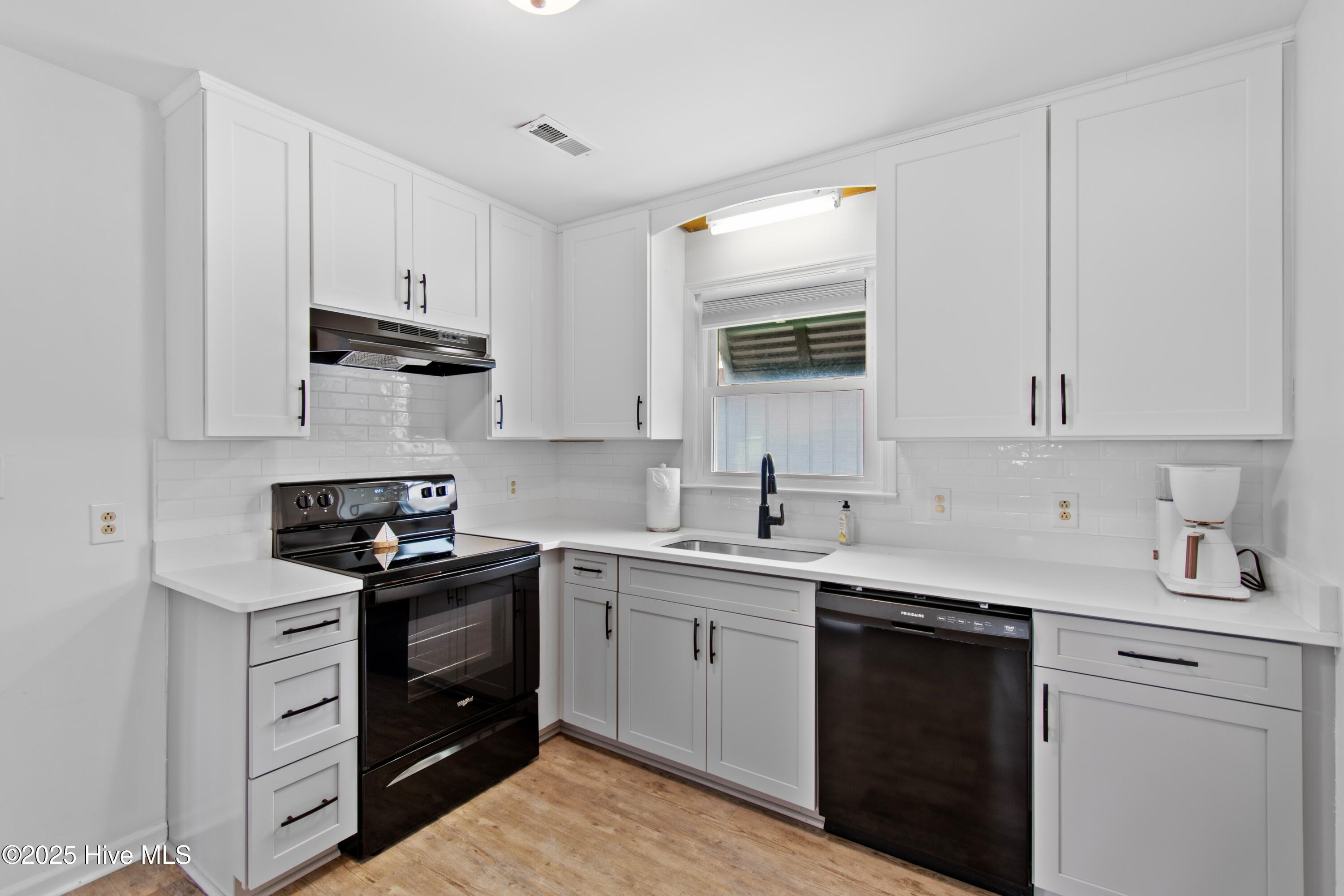 1012 W Pelican Drive