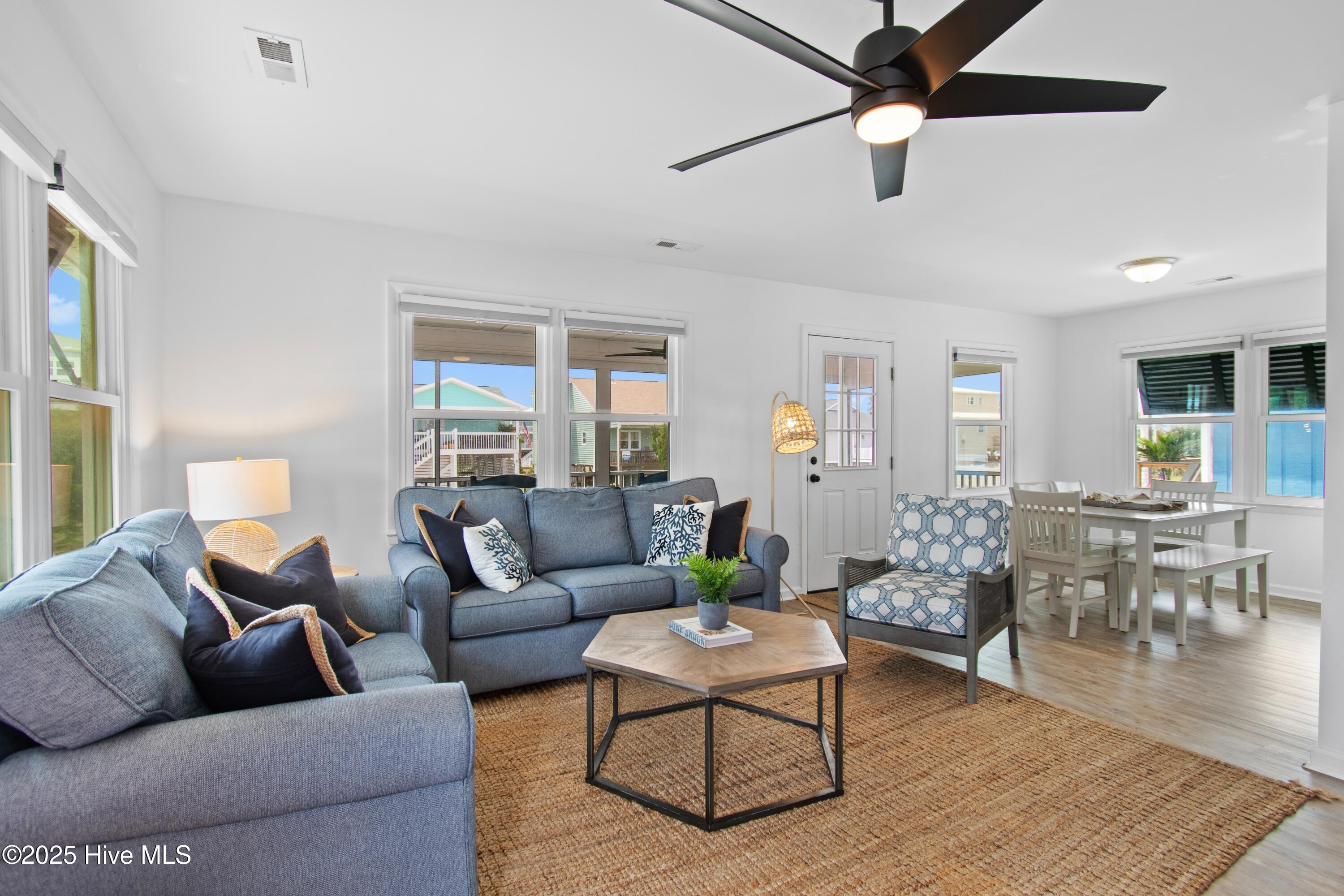 1012 W Pelican Drive