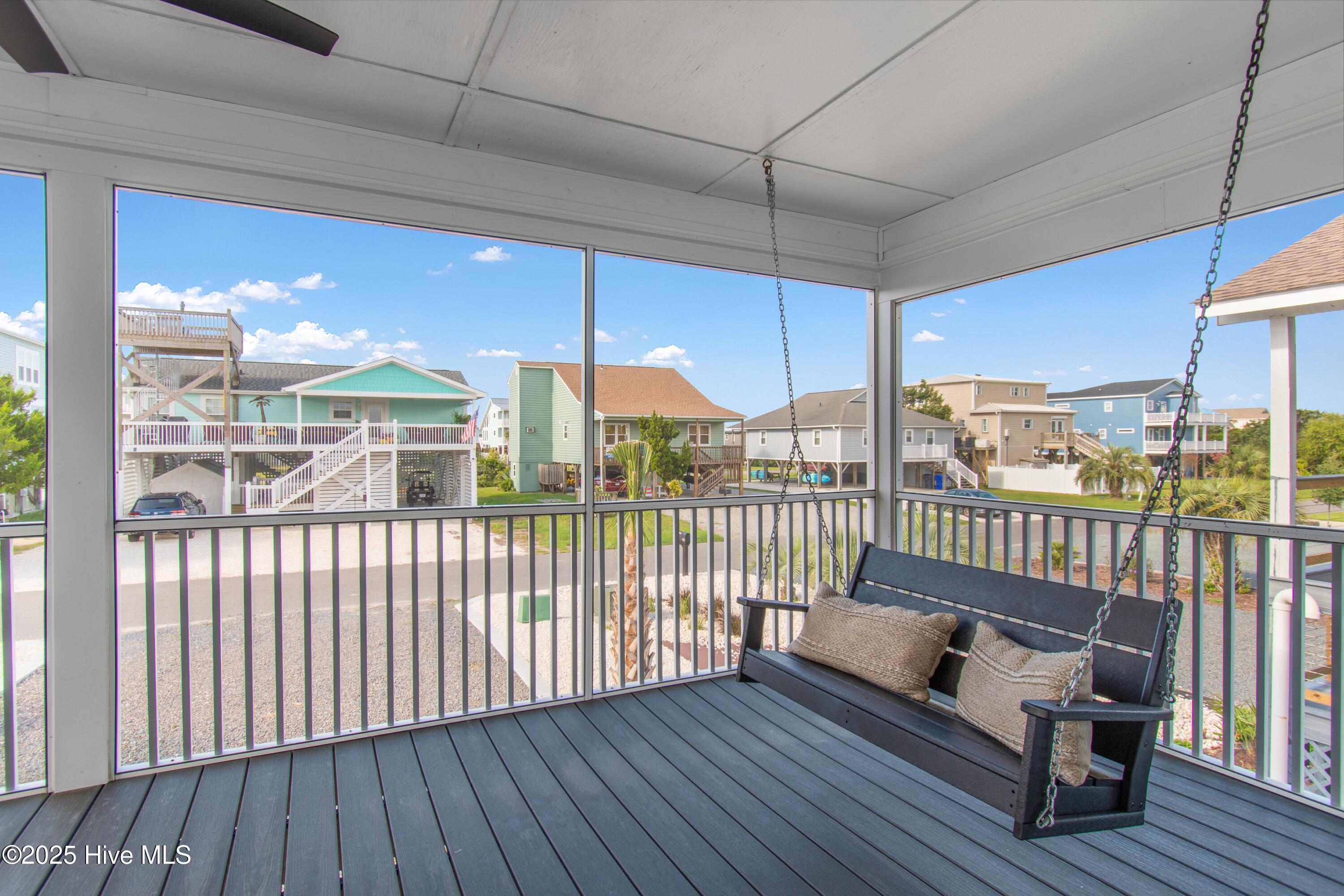 1012 W Pelican Drive