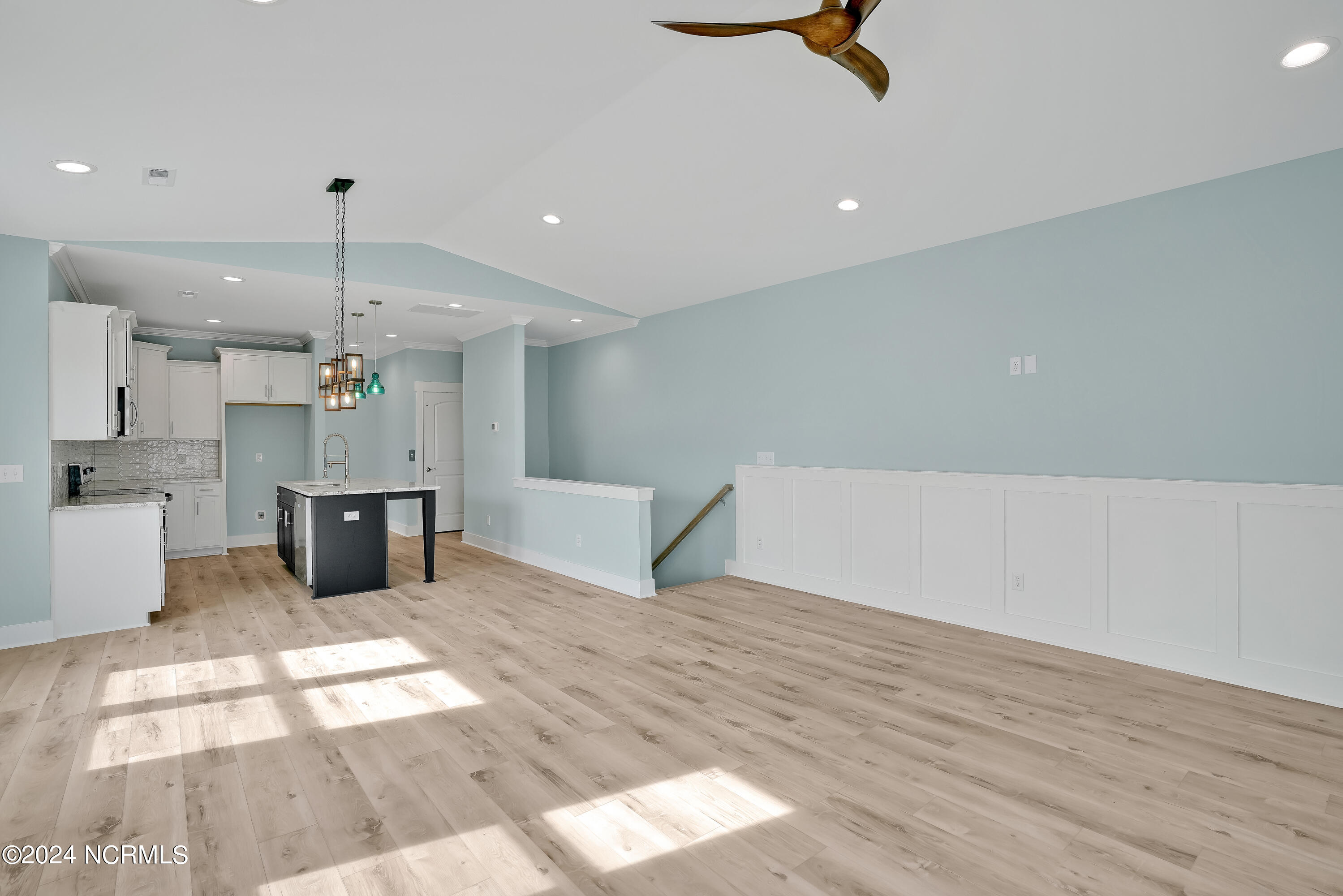 203 Texas Avenue, 1
