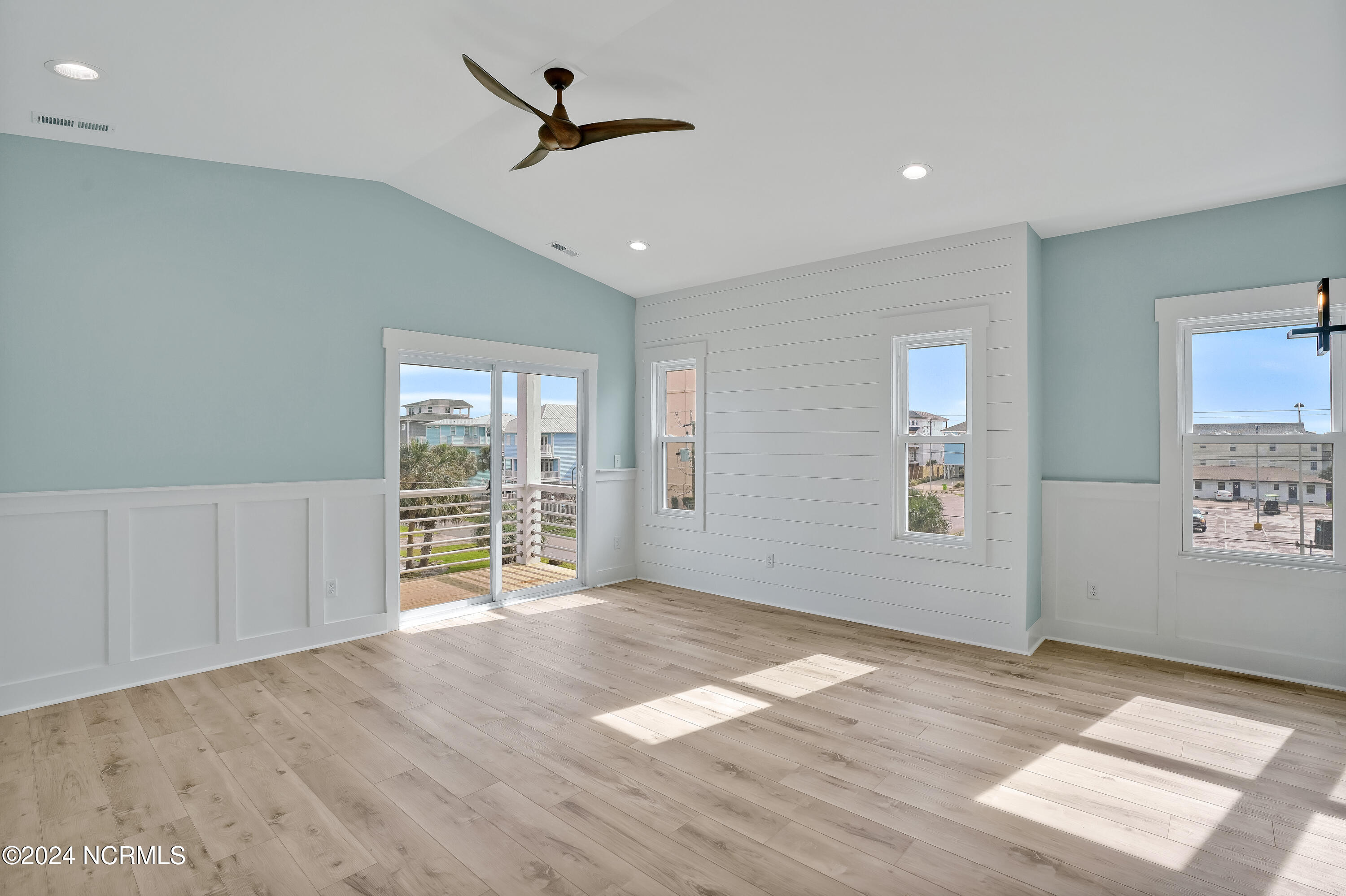 203 Texas Avenue, 1