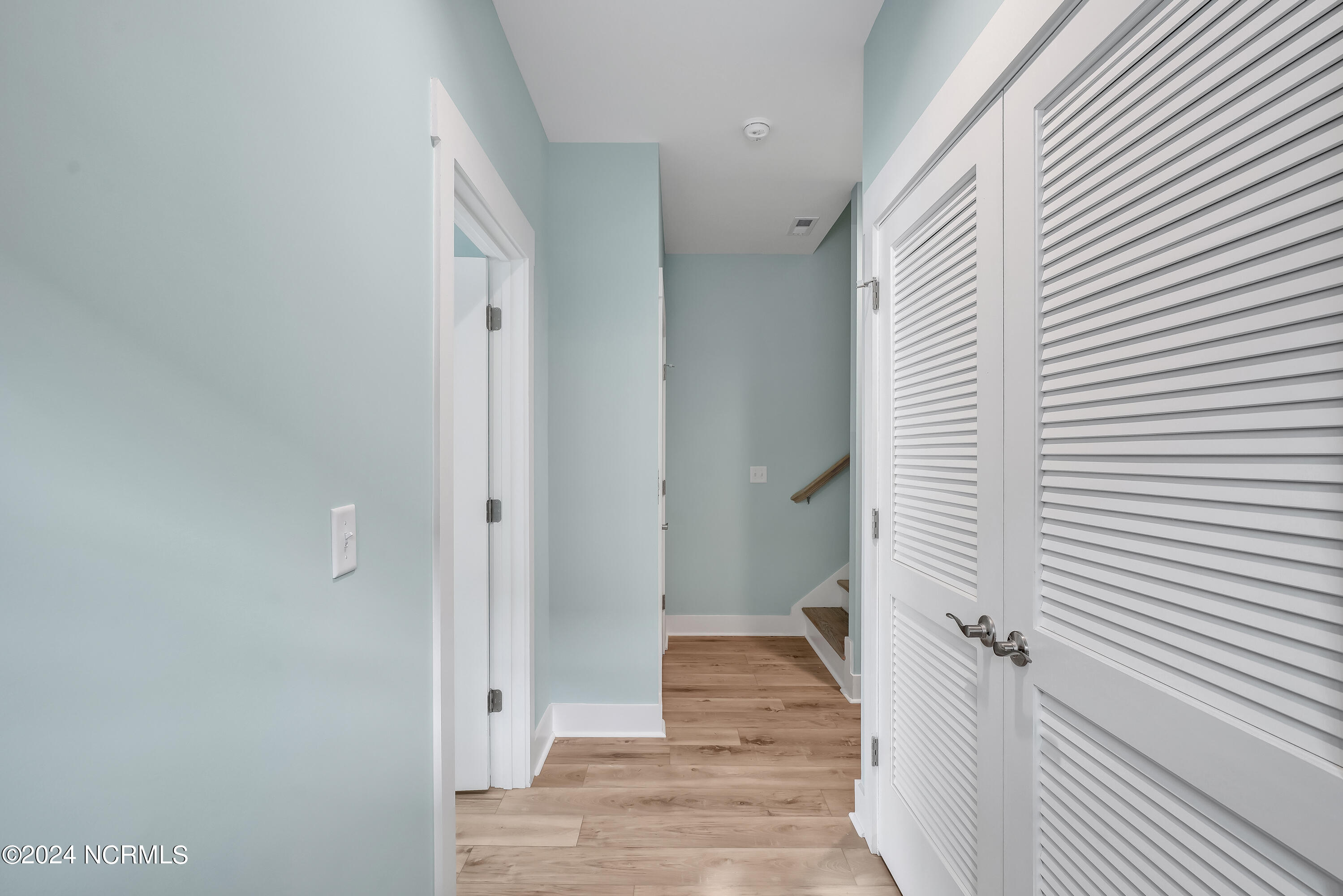 203 Texas Avenue, 1