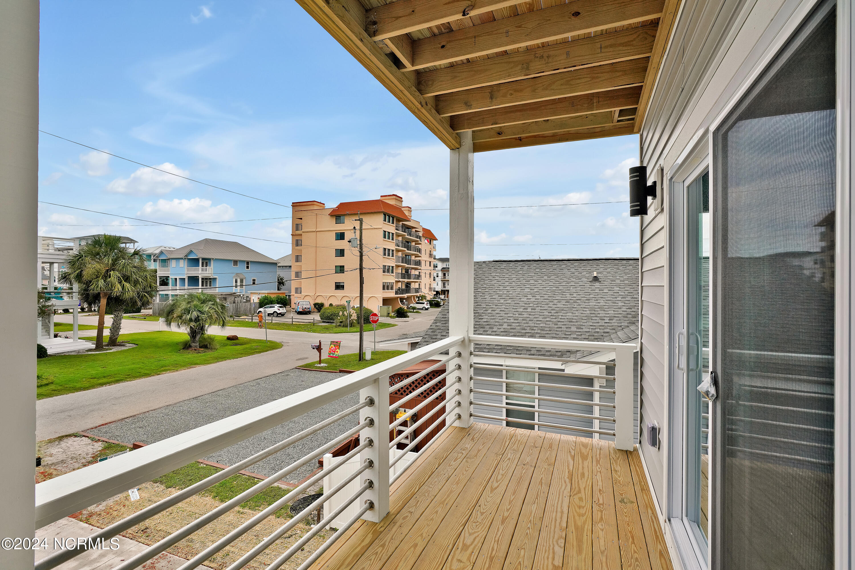 203 Texas Avenue, 1