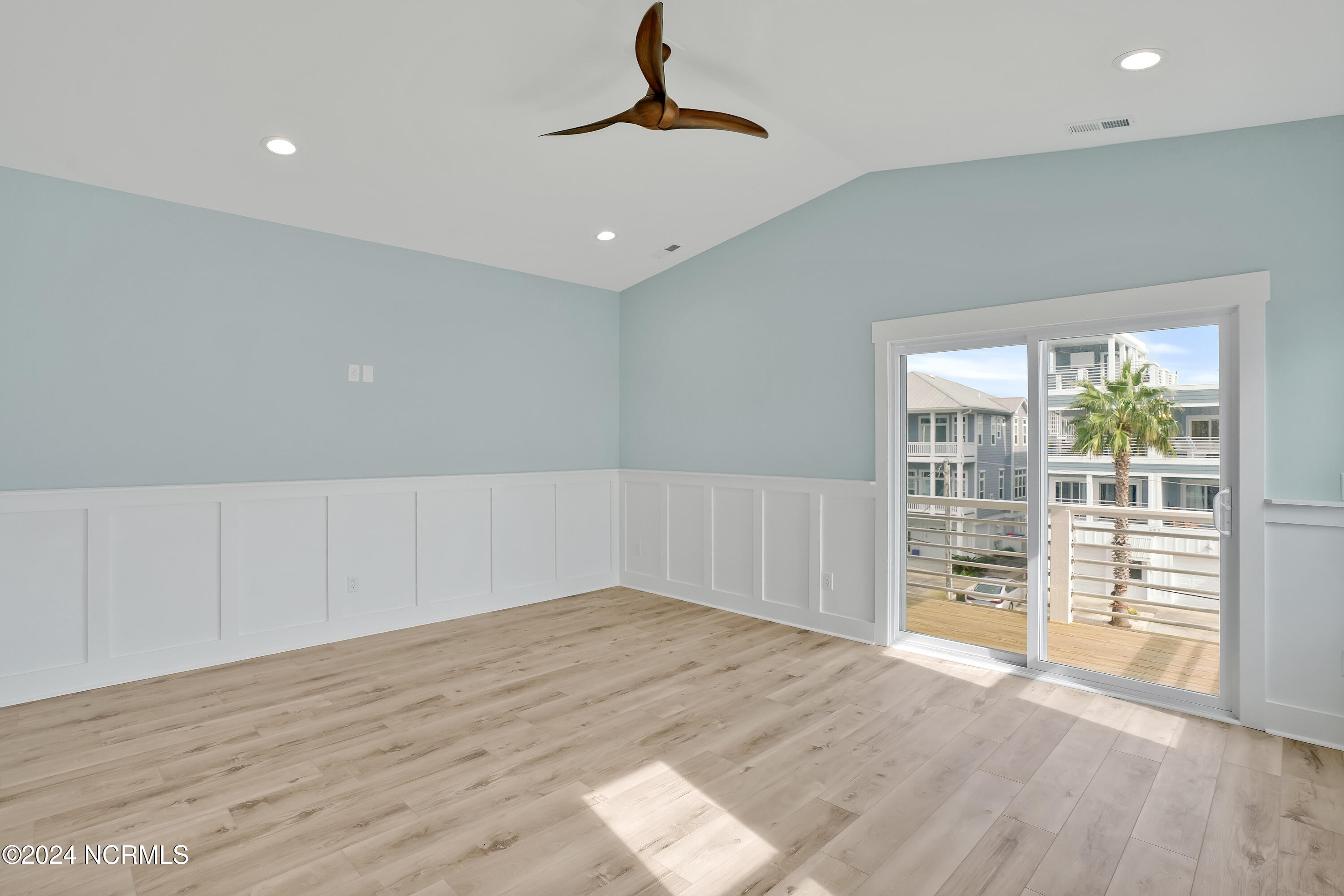 203 Texas Avenue, 1