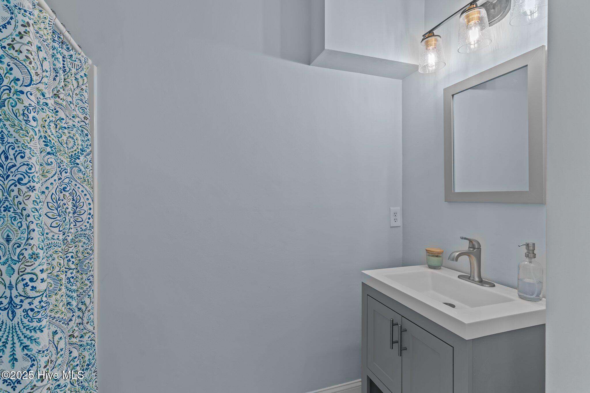 1412 Bonito Lane Unit 1