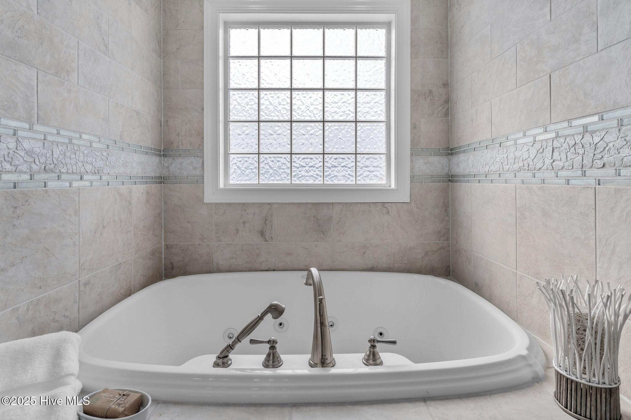 1412 Bonito Lane Unit 1