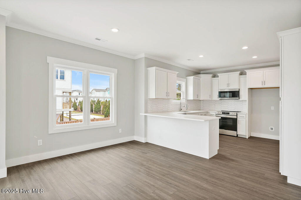 215 Spartanburg Avenue, 1